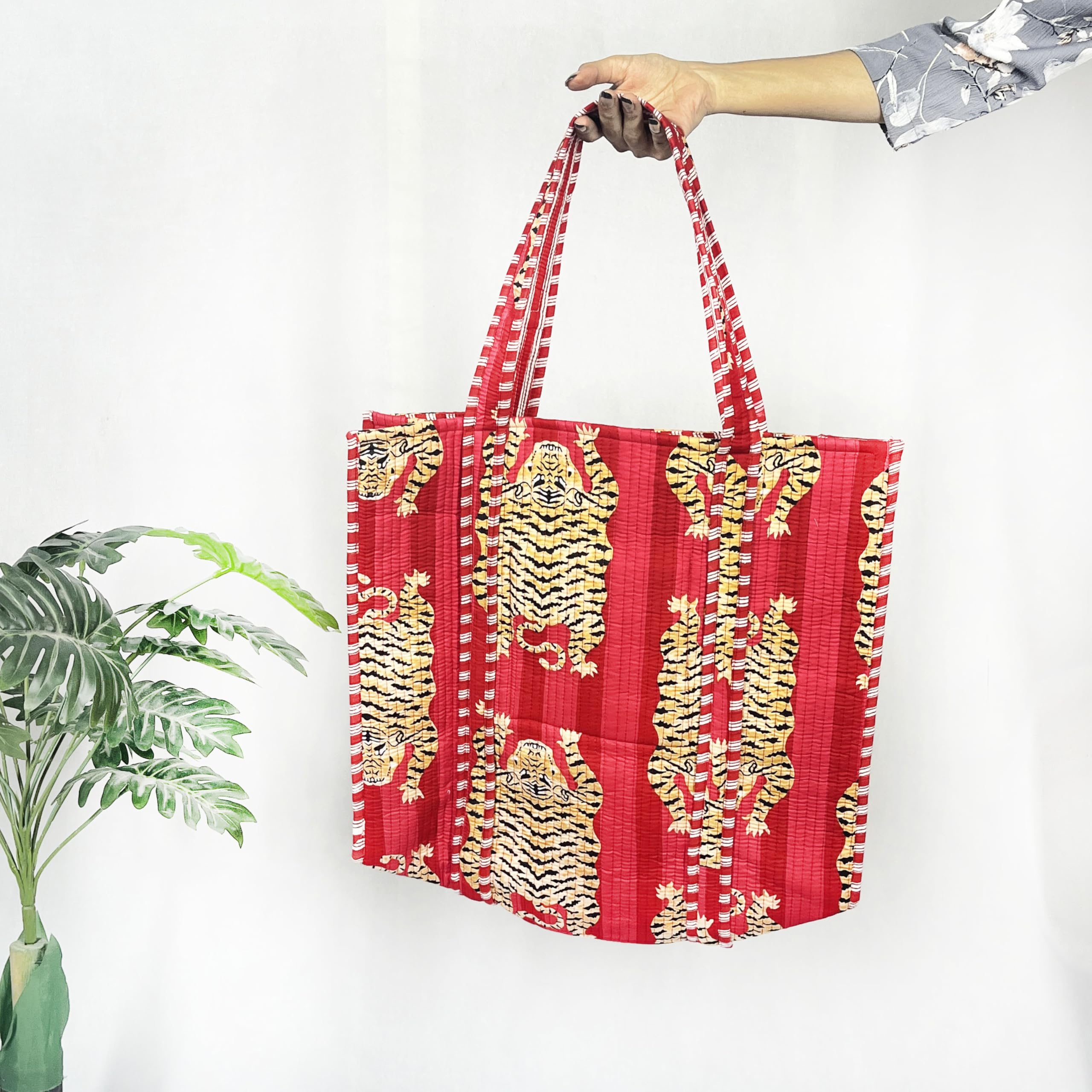 100% Cotton Quilted Red Tiger Printed Tote Bag grocery Shopping Bag For Women - Soft And Stylish Shoulder Bag -(45x46x15 cm) 3