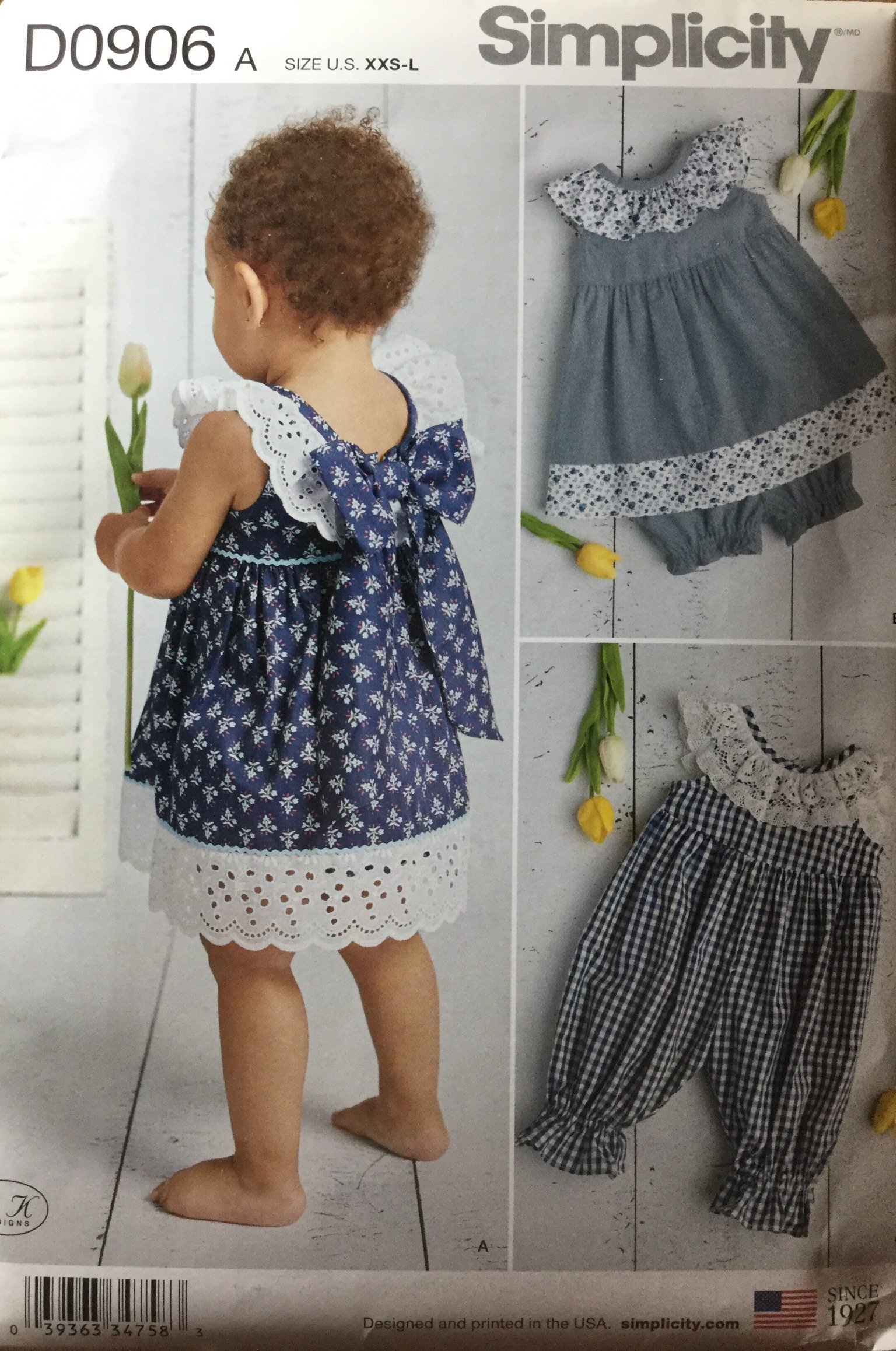 Patron bébé Simplicity D0906 pour coudre une robe de baptême ou de vacances