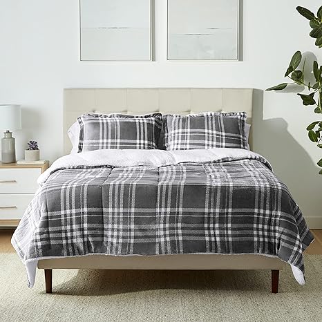 Amazon Basics Ultra-Soft Micromink Sherpa Comforter Bed Set, Full/Queen, Gray Plaid