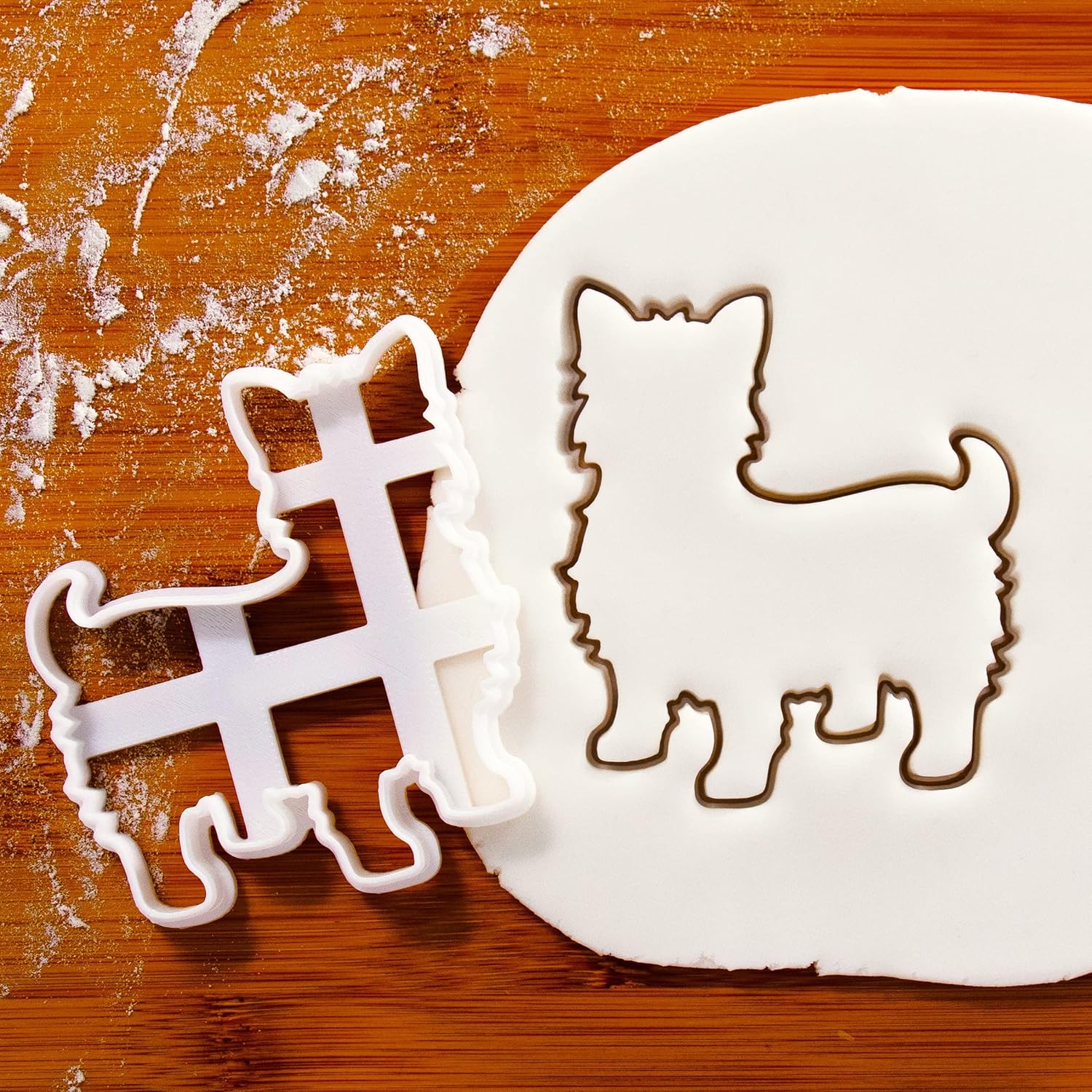 Set of 2 Yorkshire Terrier cookie cutters (Face & Silhouette), 2 pieces - Bakerlogy