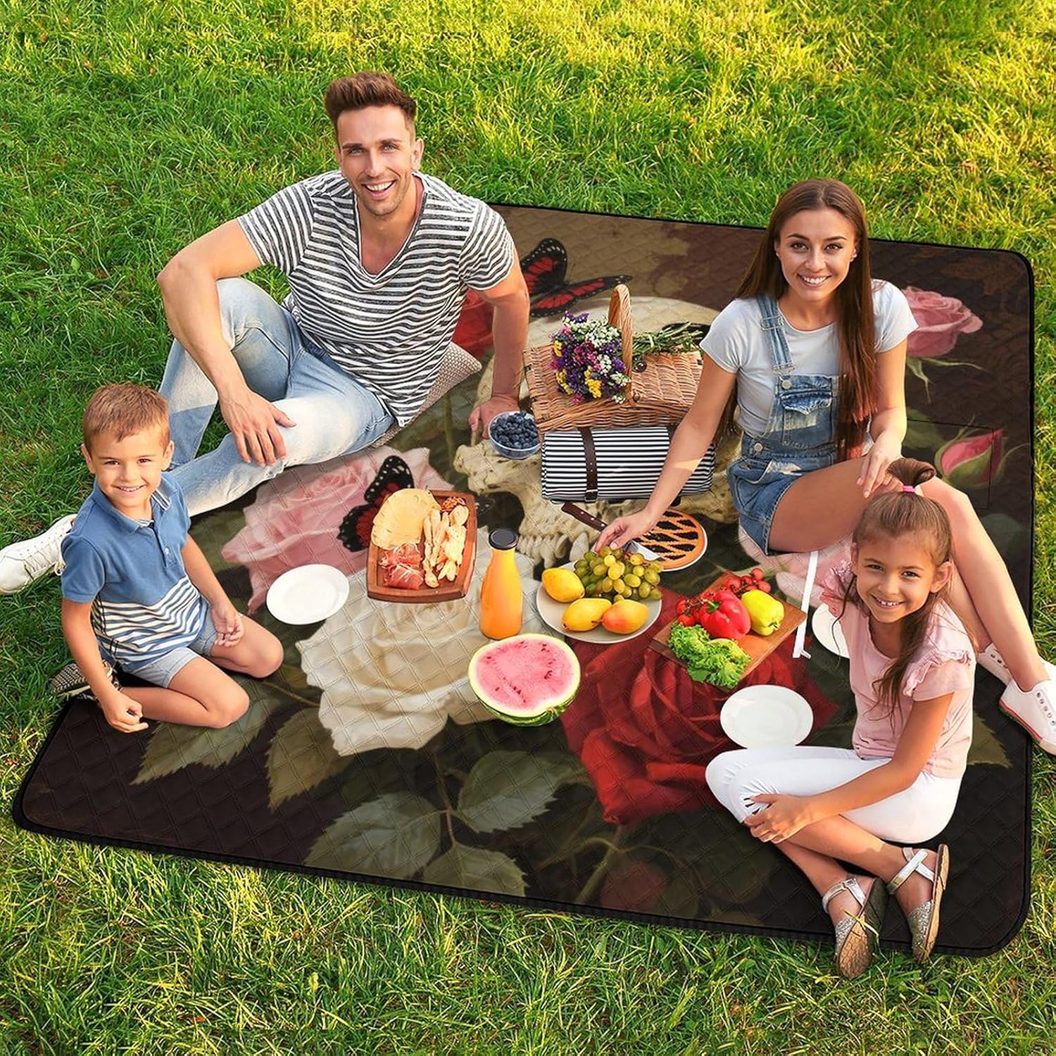 Rose Skull Picnic Blanket 200x200cm, Foldable 2-in-1 Picnic Mat and Tote Bag Portable Waterproof Beach Mat Sandproof Outdoor Blanket for Park, Hiking, Beach, Camping, Travel