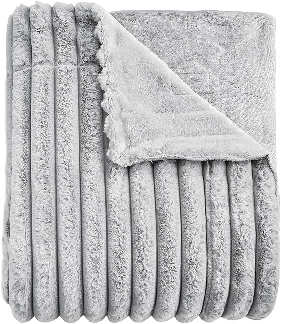 Softan Warm Fuzzy Faux Fur Blanket, Soft Striped Fleece Throw Blanket for Couch Sofa Bed Livingroom, Grey - Double 150 x 200 cm