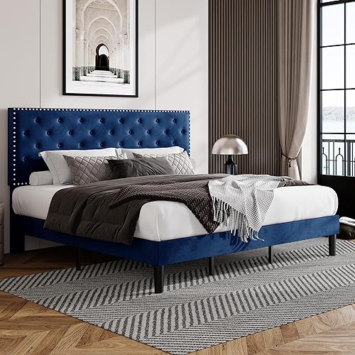 Allewie Base de cama tapizada de terciopelo tamaño King con botón de diamante ajustable y cabecera con ribete de clavos, soporte de listones de Azul