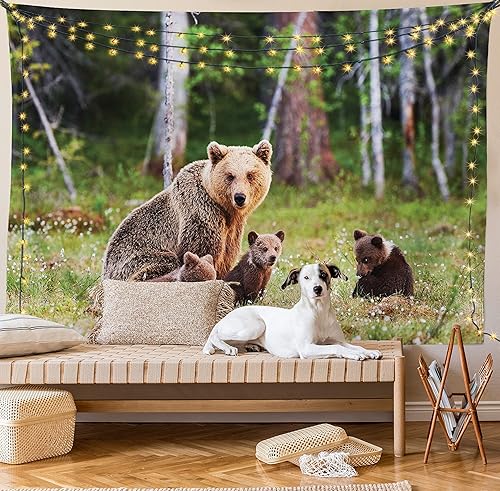 Vista 8 de Ambesonne Tapiz de naturaleza, madre salvaje, oso grizzly protegiendo a sus bebés en el bosque, estampado de animales de la selva, colgante de pared
