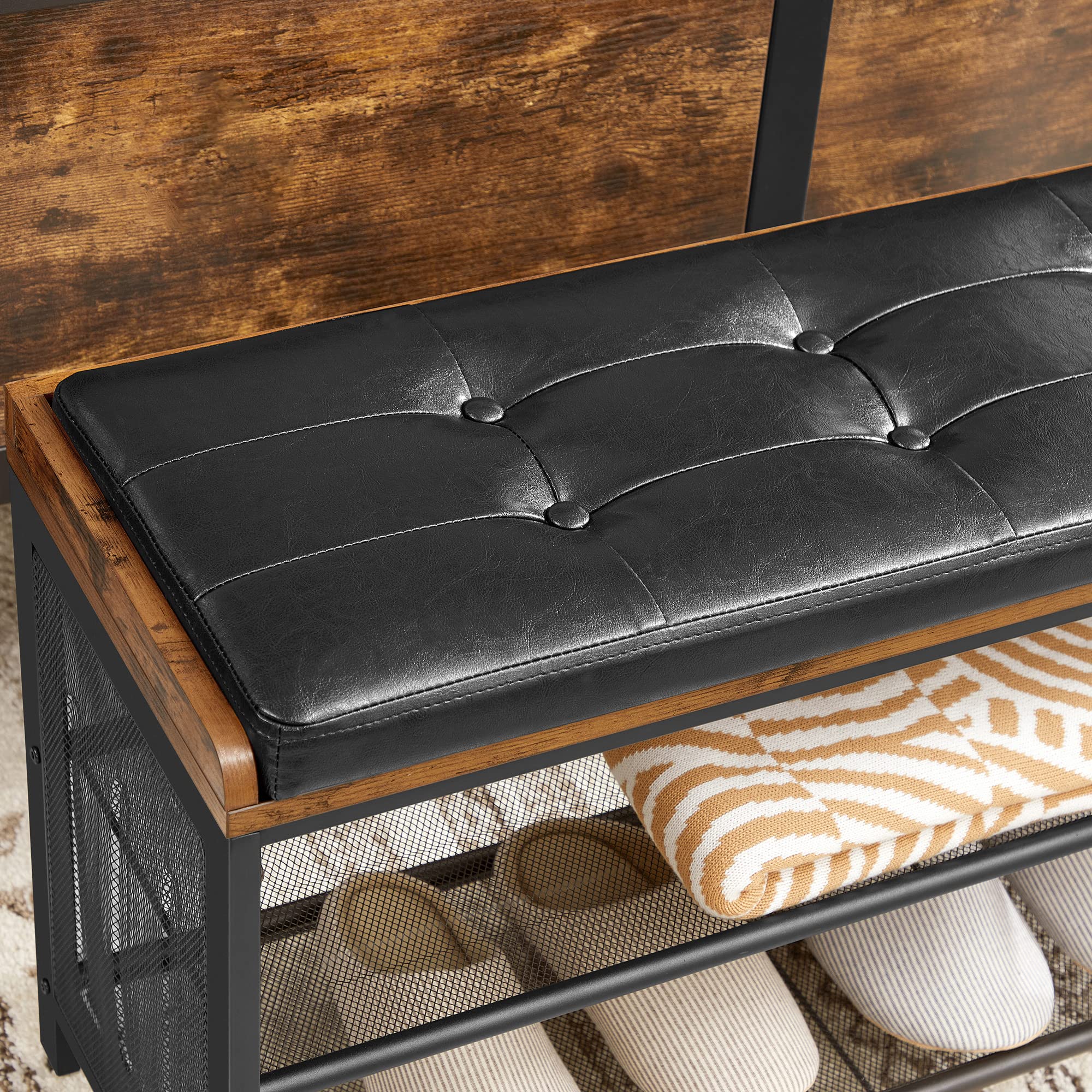 VASAGLE Banc à Chaussures, Banquette Rembourrée avec Étagères en Maille, Rangement à Chaussures, Couloir, Entrée, Gain de Place, Métal, Industriel, Similicuir Noir, Marron Rustique LBS75X