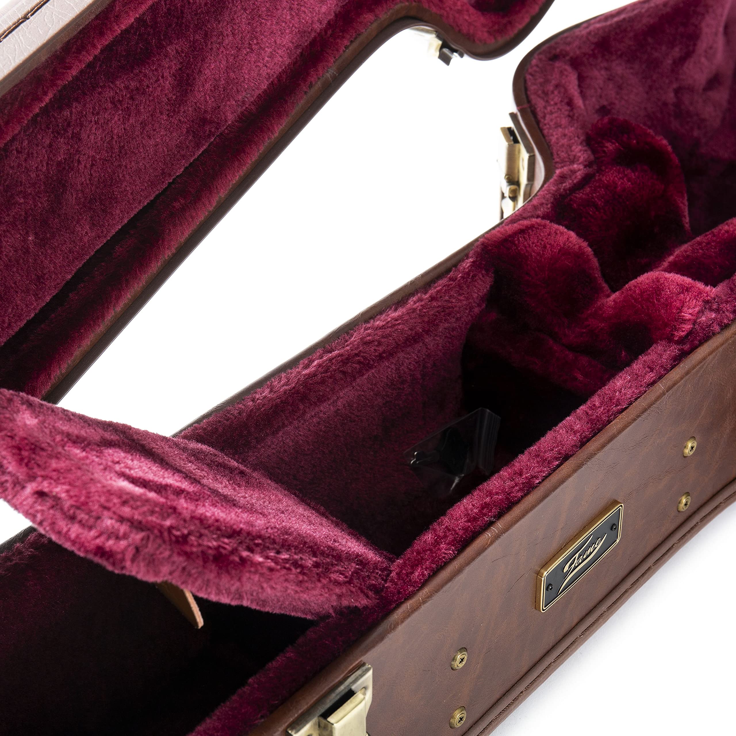 Fame Dreadnought Case für Westerngitarren, Robuster Schutzkoffer, Metallschnallen, Abschließbar, Zubehörfach, Wetterfest, Braune Leder-Optik, Weinrotes Plüsch-Innenfutter, GIT0044842-000