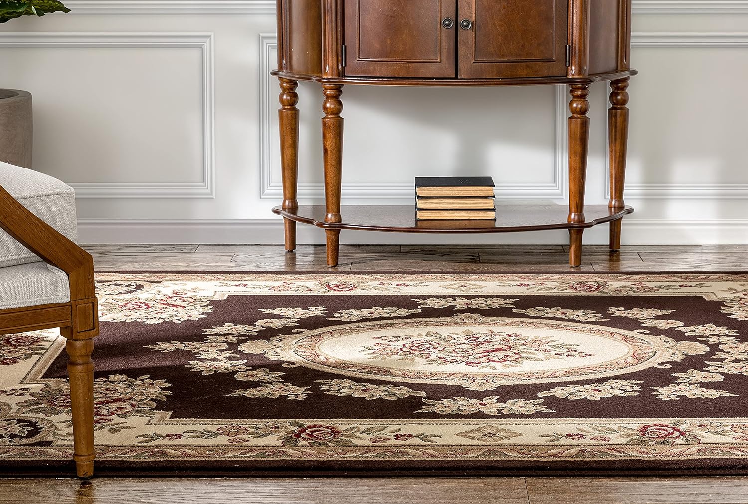 Ivory Elegance 5' x 7' Easy-Care Stain-Resistant Area Rug