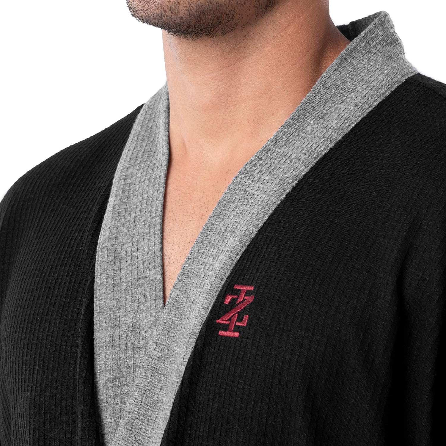 IZOD Men's Waffle Knit Kimono Robe - Image 5