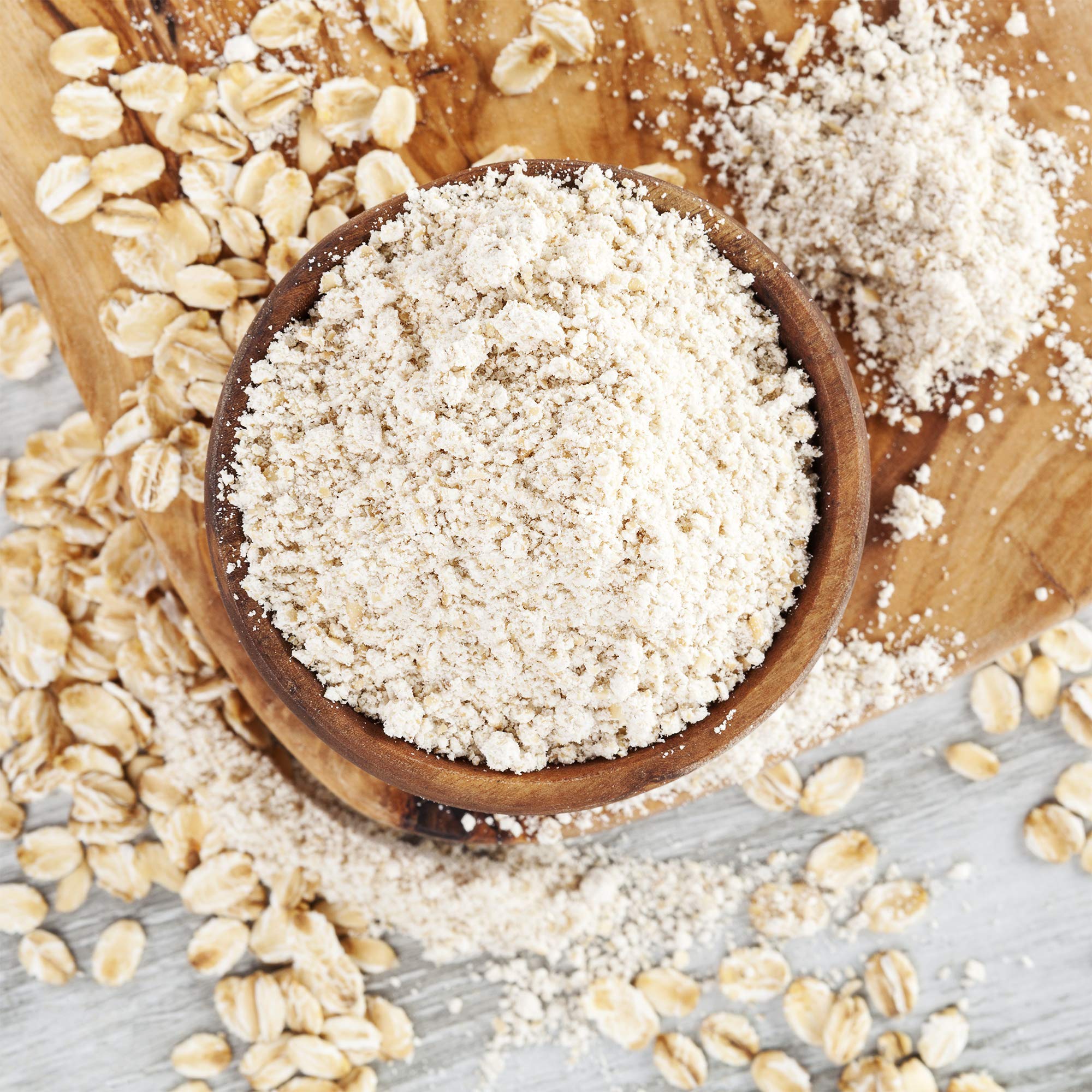 AlpenPower Avena Orgánica en polvo 1 kg - 100% pura avena integral en polvo sin aditivos - Sin gluten y rico en carbohidratos complejos