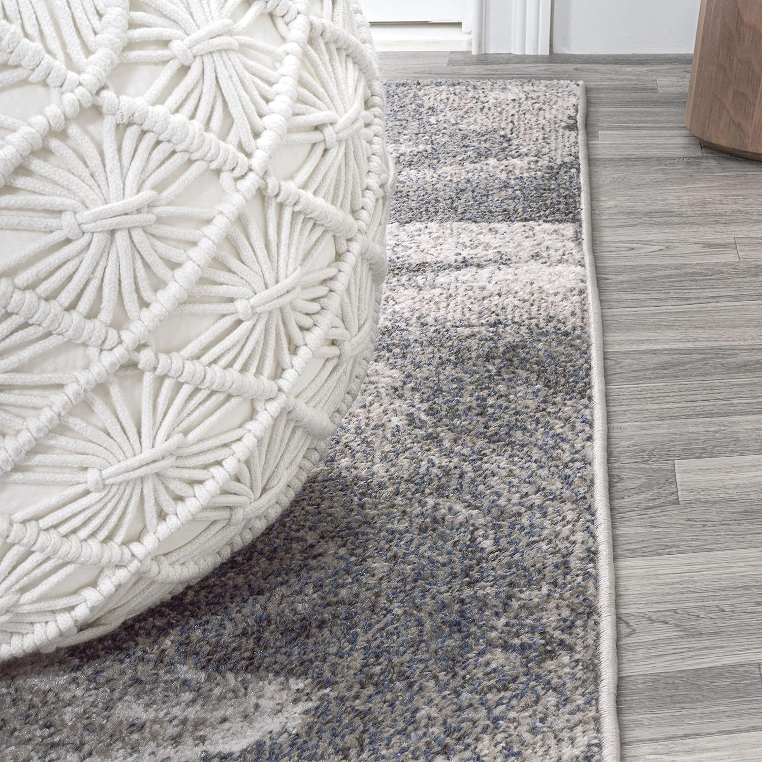 JONATHAN Y Petalo Abstract Two-Tone Runner Rug 2x8, Gray/Cream, Contemporary, Modern, Easy-Cleaning for Living Room, Bedroom, Kitchen, Pet Friendly, Non-Shedding (CTP200C-28)