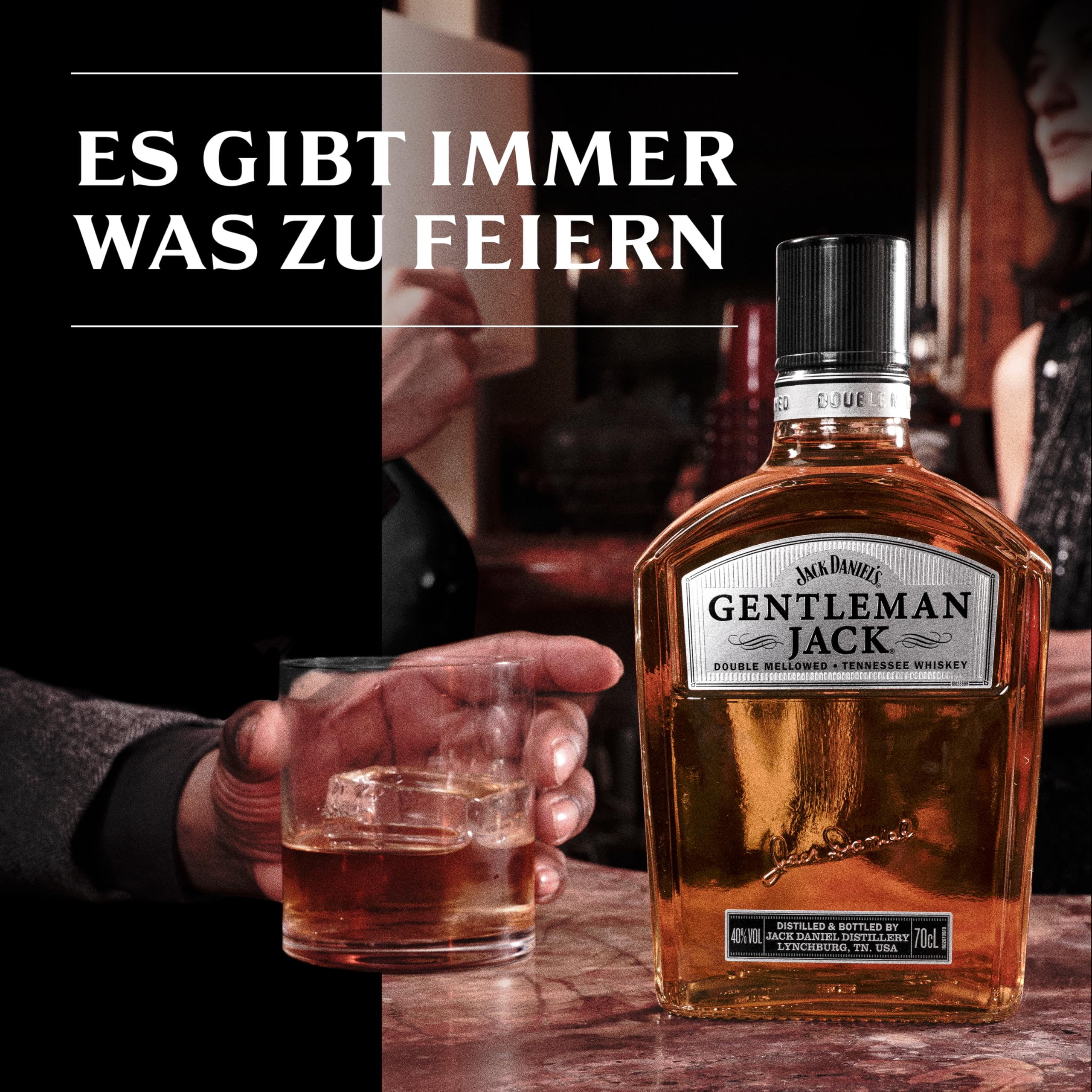Jack Daniel's Gentleman Jack - Tennessee Whiskey -‎ Ein hochwertiges Geschenk - Ein Mix aus Karamell, Minze und dunklen, reifen Äpfeln - 0.7L/40% Vol.