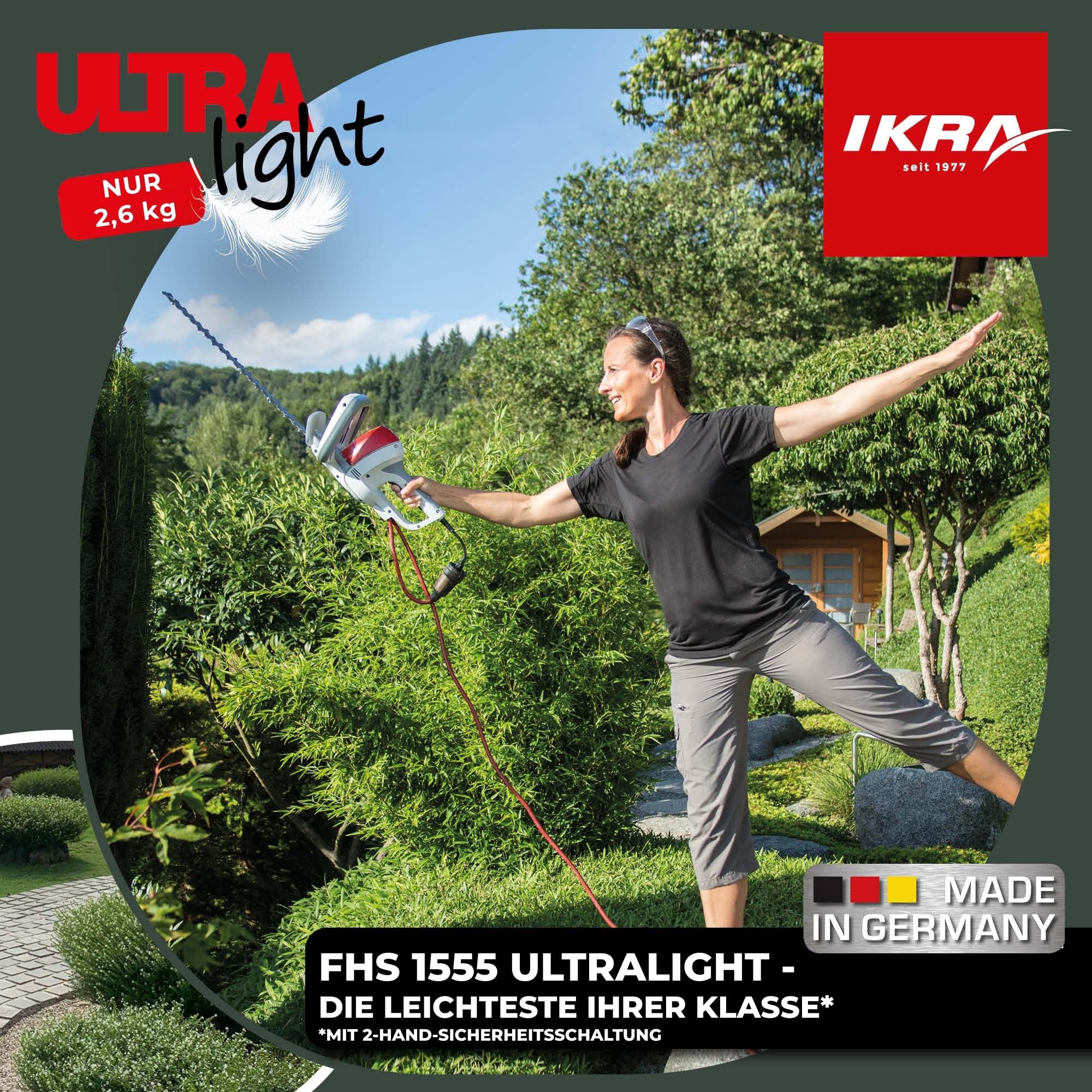 IKRA Elektro Heckenschere Ultralight FHS 1555, 550W, Made in Germany, 2,6kg | Schnittlänge 55cm, Überlastschutz & Blockierschutz, patentiertes Ultralight-Leichtbau-Getriebe, ergonomisches Design