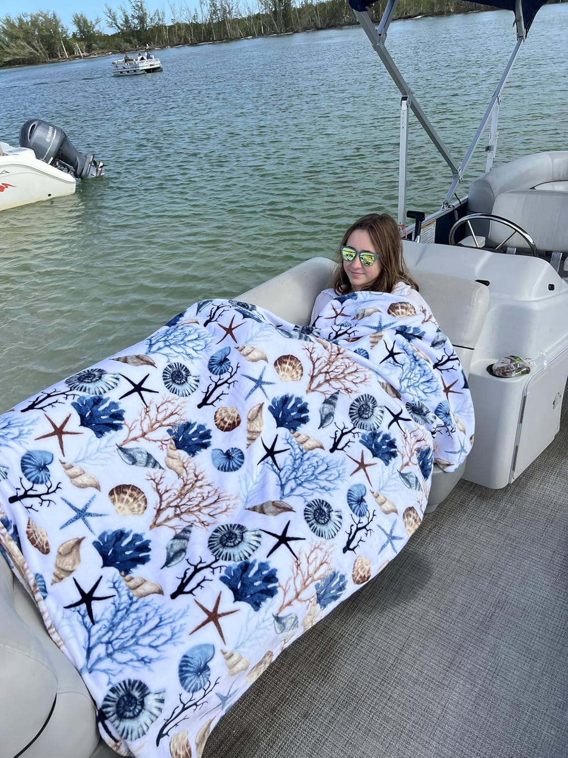 Ocean Life Coastal Throw Blanket: Soft Plush Velvet Fleece Blues Greys and Beige Brown on White, Accent with Shells Coral and Starfish, 50" x 70" Inches (Coral Reef) - Image 3