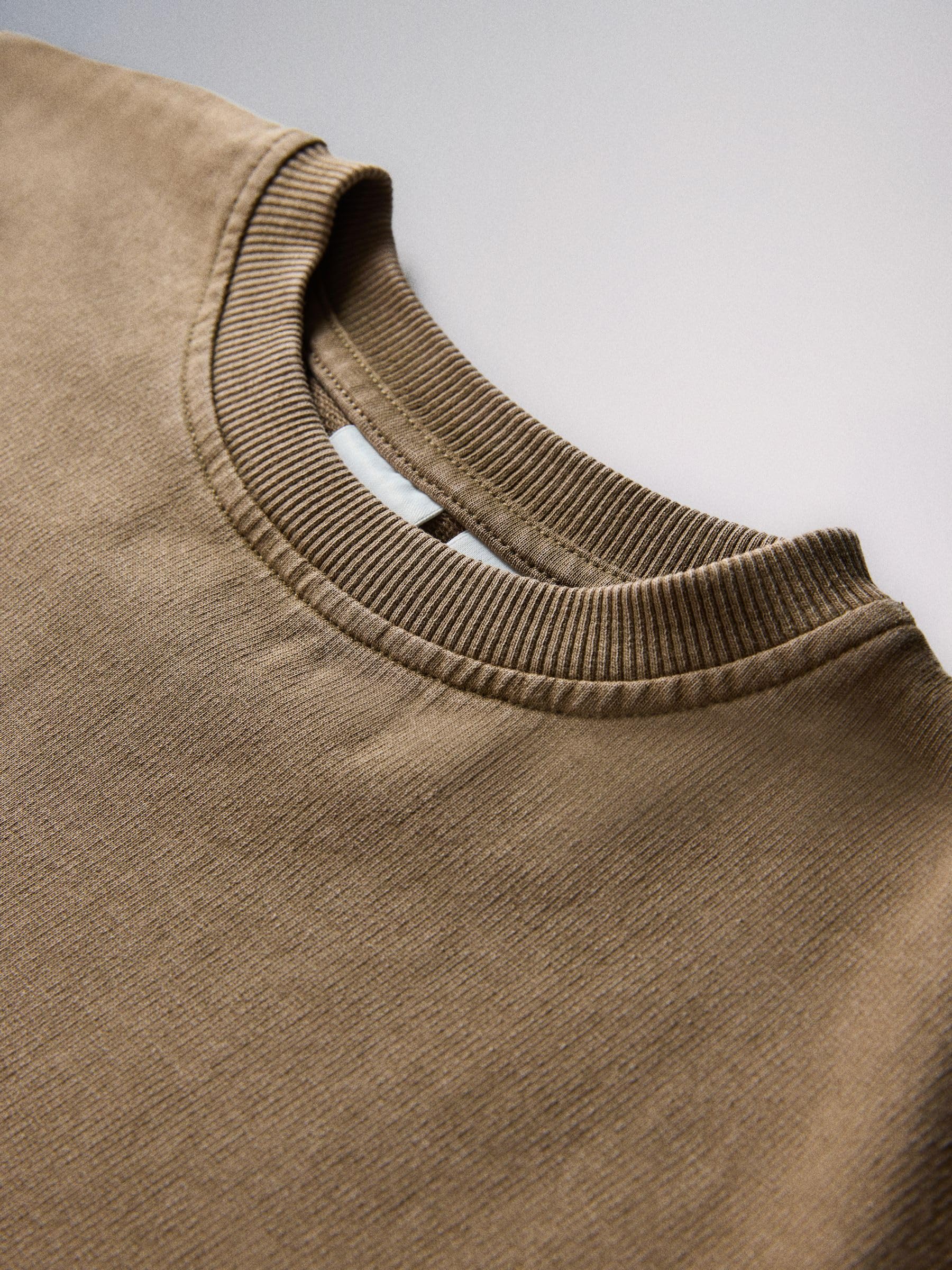 THE SET Jungen Oversized-T-Shirt aus gewaschenem Baumwoll-Jersey und Shorts im Set, 2er-Pack