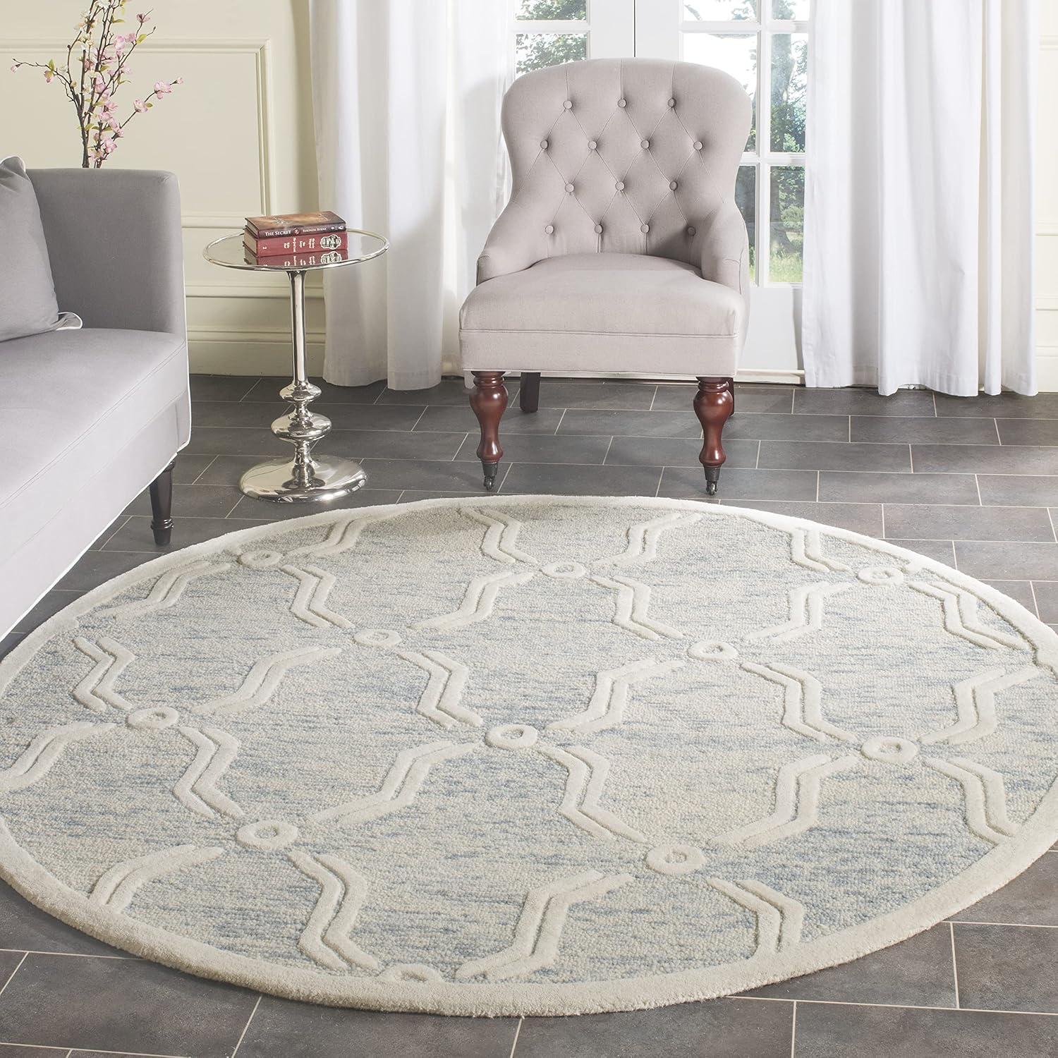 SAFAVIEH Cambridge Collection Accent Rug - 2' x 3', Light Blue & Ivory, Handmade Moroccan Distressed Wool, Ideal for High Traffic Areas in Entryway, Living Room, Bedroom (CAM728B)