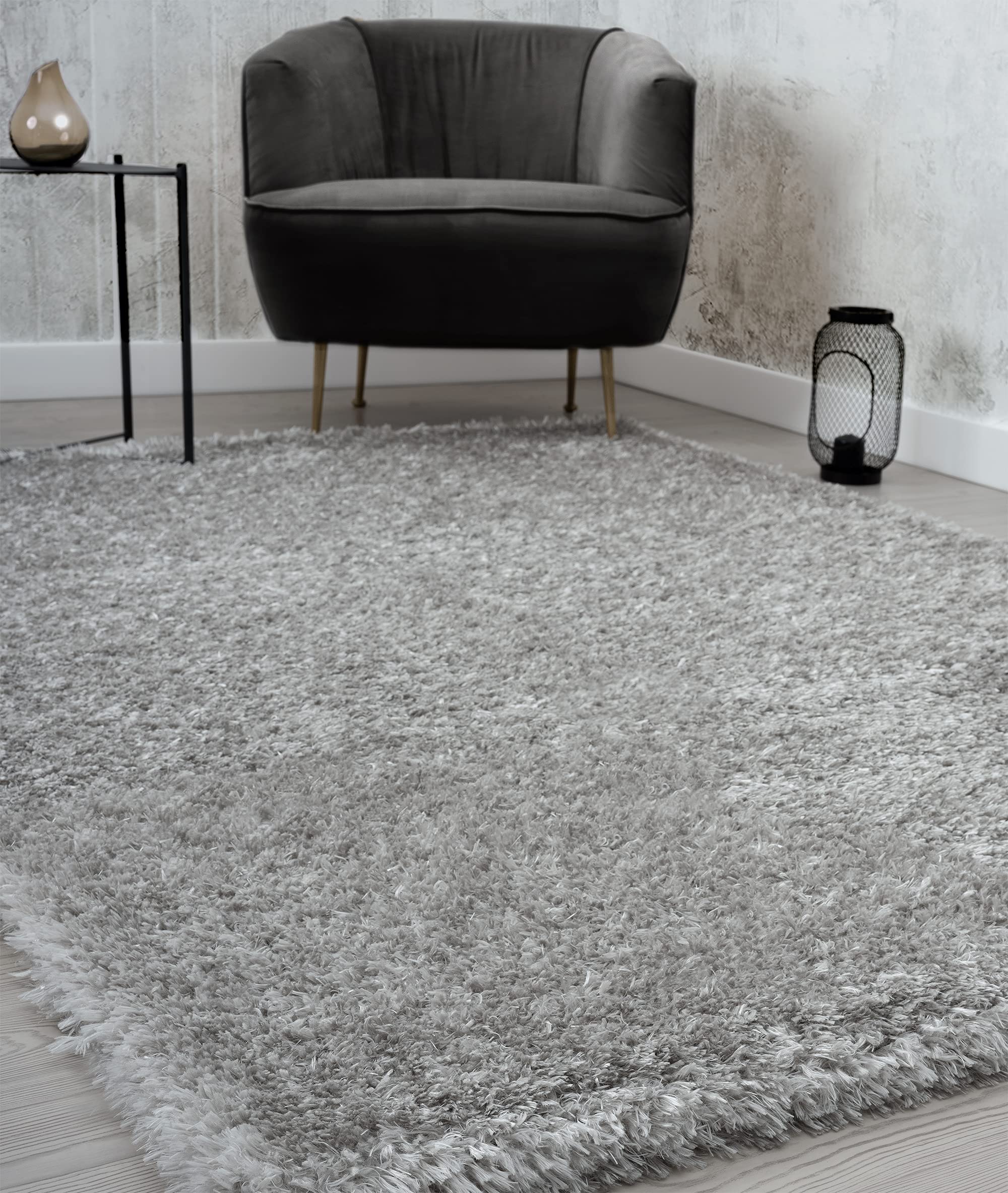 Tapis moelleux Fiona argent 80x150 cm pour réchauffer vos sols