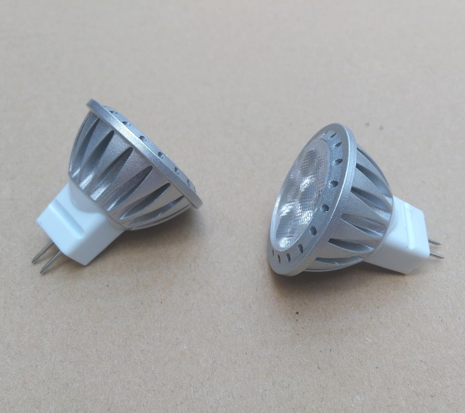 ALIDE MR11 GU4 Led Bulbs 6000K Daylight Cool Bright White 3W,Replace 20W 35W Halogen Equivalent,12V MR11 GU4 Low Voltage Bulb Spotlight for Outdoor Landscape Track Lighting,Not Dimmable,30 Deg,6 Pack