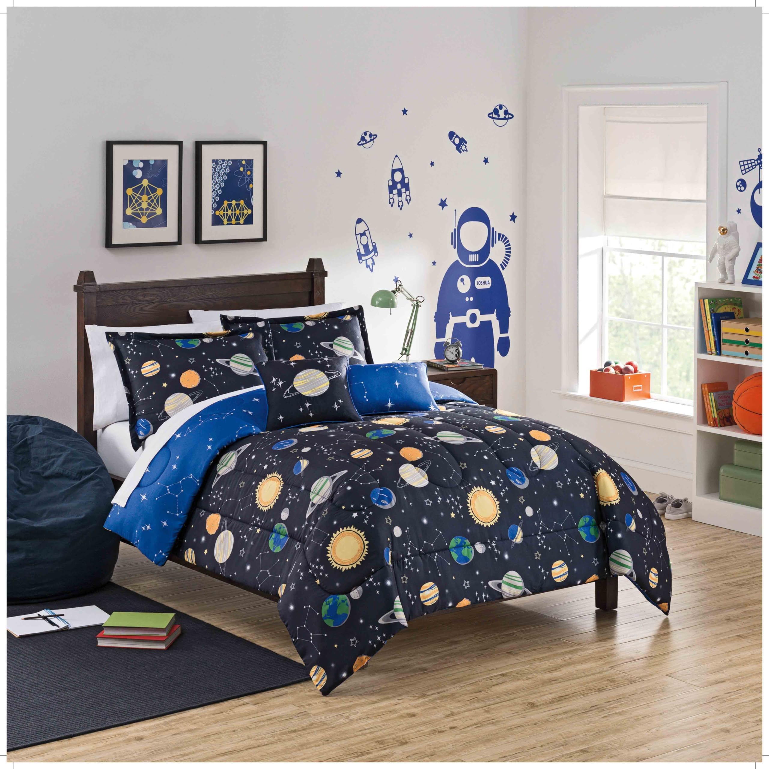 WAVERLY Space Adventure Modern Graphic 3-Piece Reversible Comforter Set, Full/Queen, Multicolor