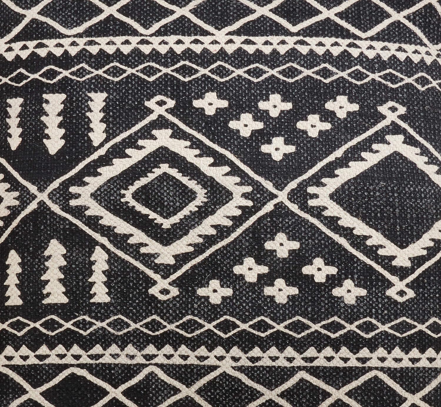 SARO LIFESTYLE Enndé Collection Mud Cloth Pattern Throw Poly Filled Pillow, 22", Black