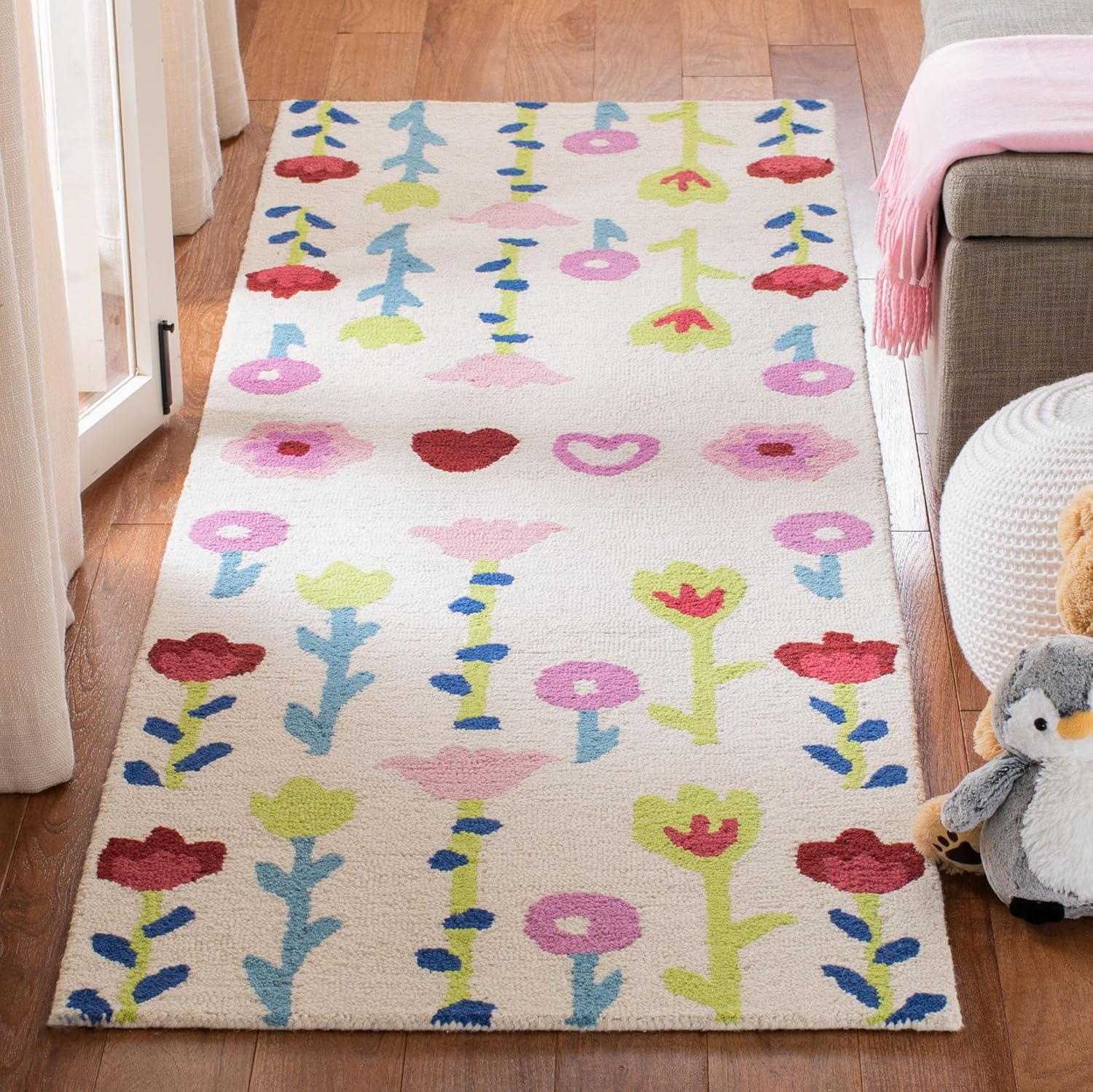 SAFAVIEH Kids Collection 2'6" x 8' Grey / Pink SFK918C Handmade Floral Wool Runner Rug