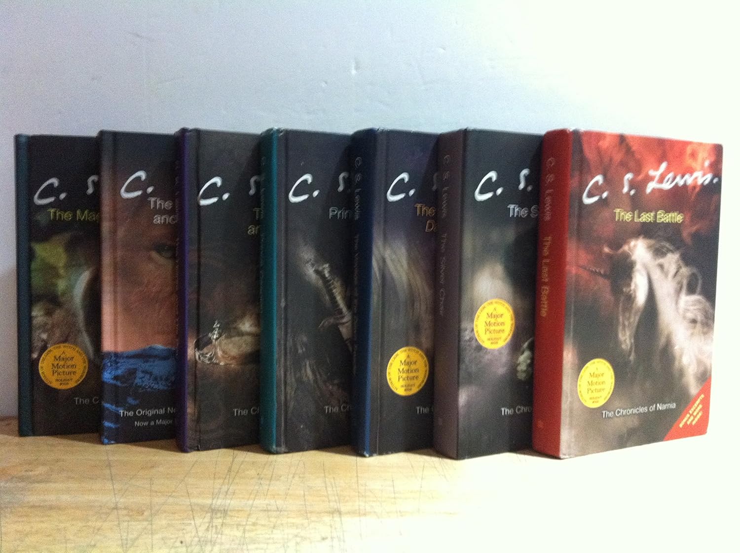 The Chronicles of Narnia Complete 7-Volume Set: C.S. Lewis: Amazon.com ...