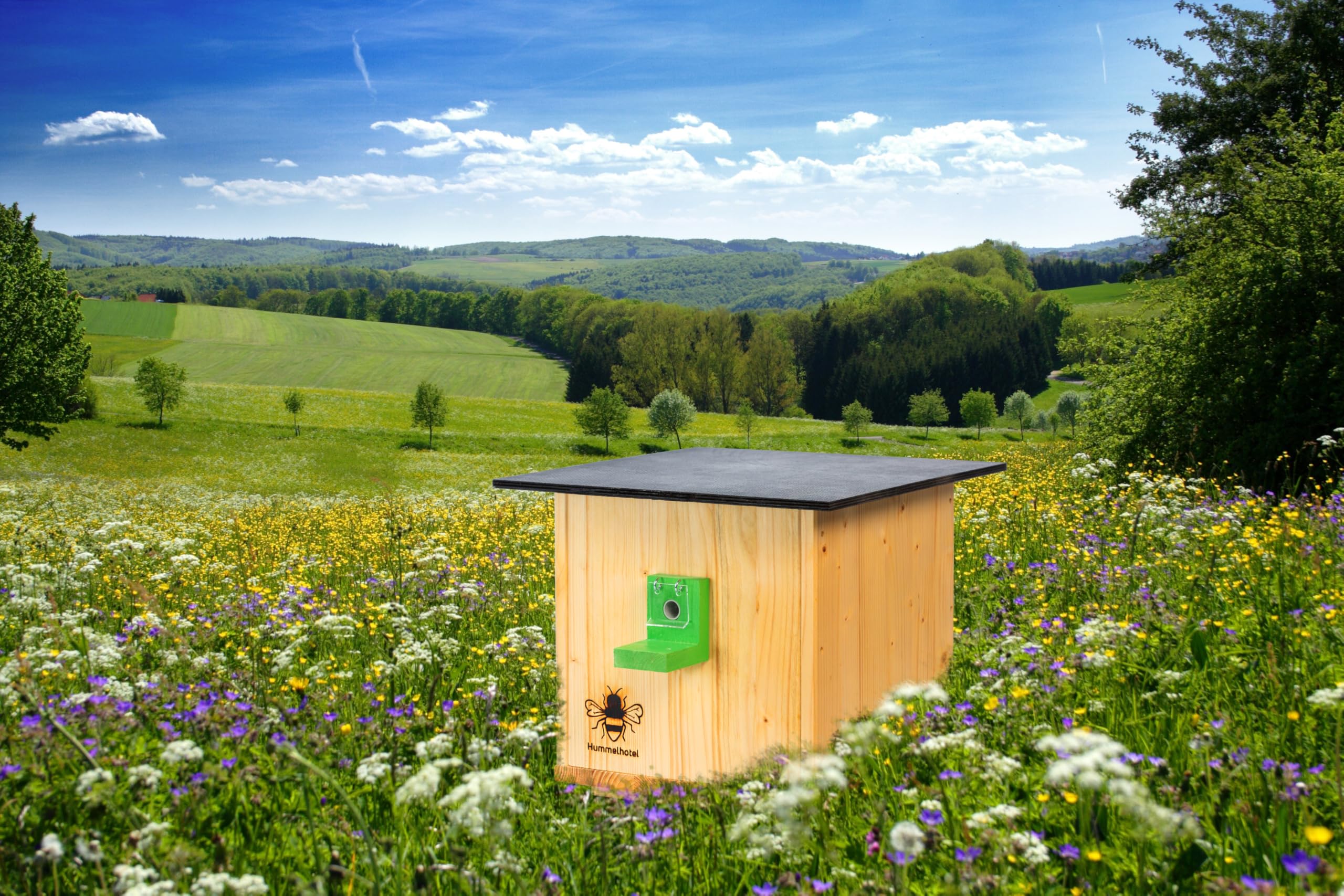 Hummelkasten Hummelhaus Hummelhotel Hummelhäuschen Hummelnistkasten Garten in Natur mit Sichtscheibe