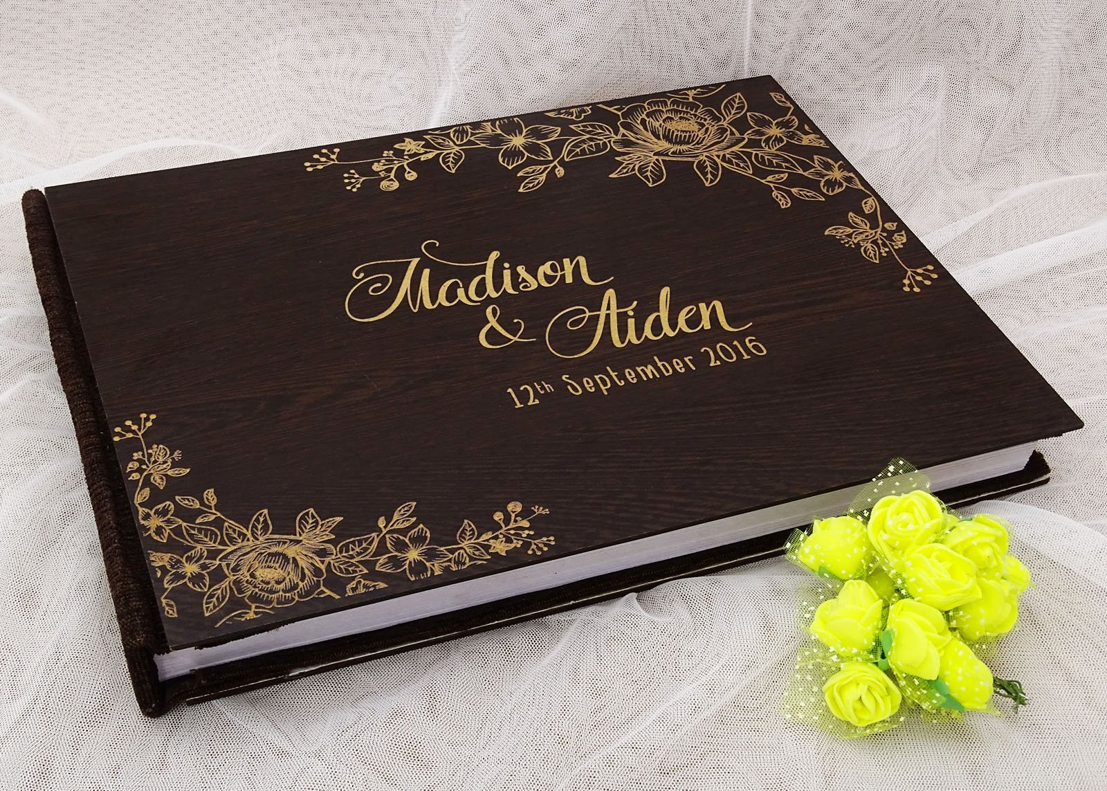Libro Degli Ospiti Matrimonio In Legno Personalizzabile Con Nomi Incisi: Formato Small 15x23 Cm, 50 Fogli (100 Pagine), Carta 140 Gsm