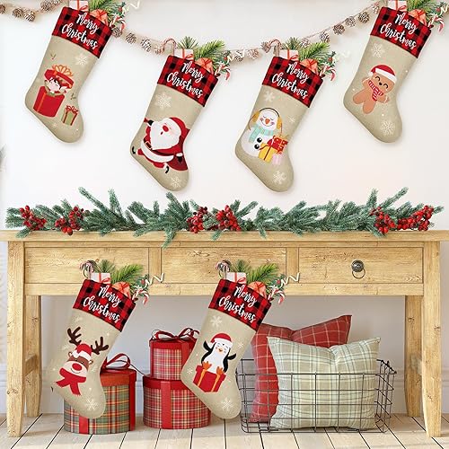 Miniatura 6 de DeckTheHalls 1 paquete de medias navideñas a cuadros de 18 pulgadas, Papá Noel, muñeco de nieve, pingüino, reno, hombre de jengibre, regalos para