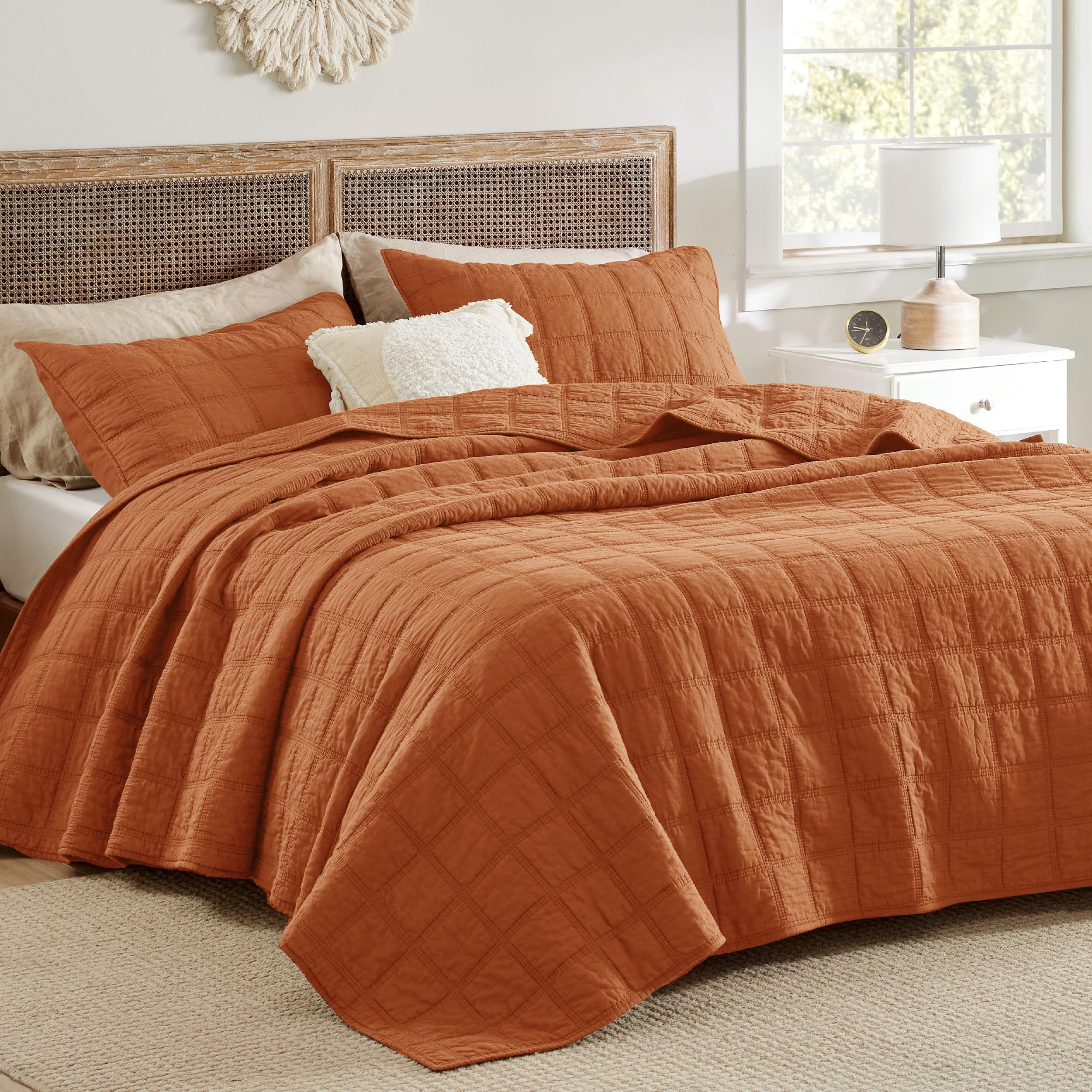 Bedsure 100% Cotton Quilt, Queen Size Bedspread, Lightweight Soft Bed Coverlet, 3-Piece Cozy Stitching Quilt Set with 2 Pillow Shams in Geometric Pattern for All Season, 90x96 inches, Terracotta