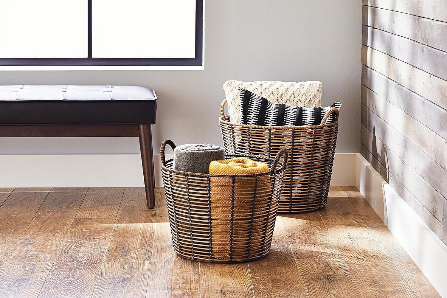 Extra Large Round Poly Rattan Decorative Storage Basket with Handles, 18.7 in x 16 in