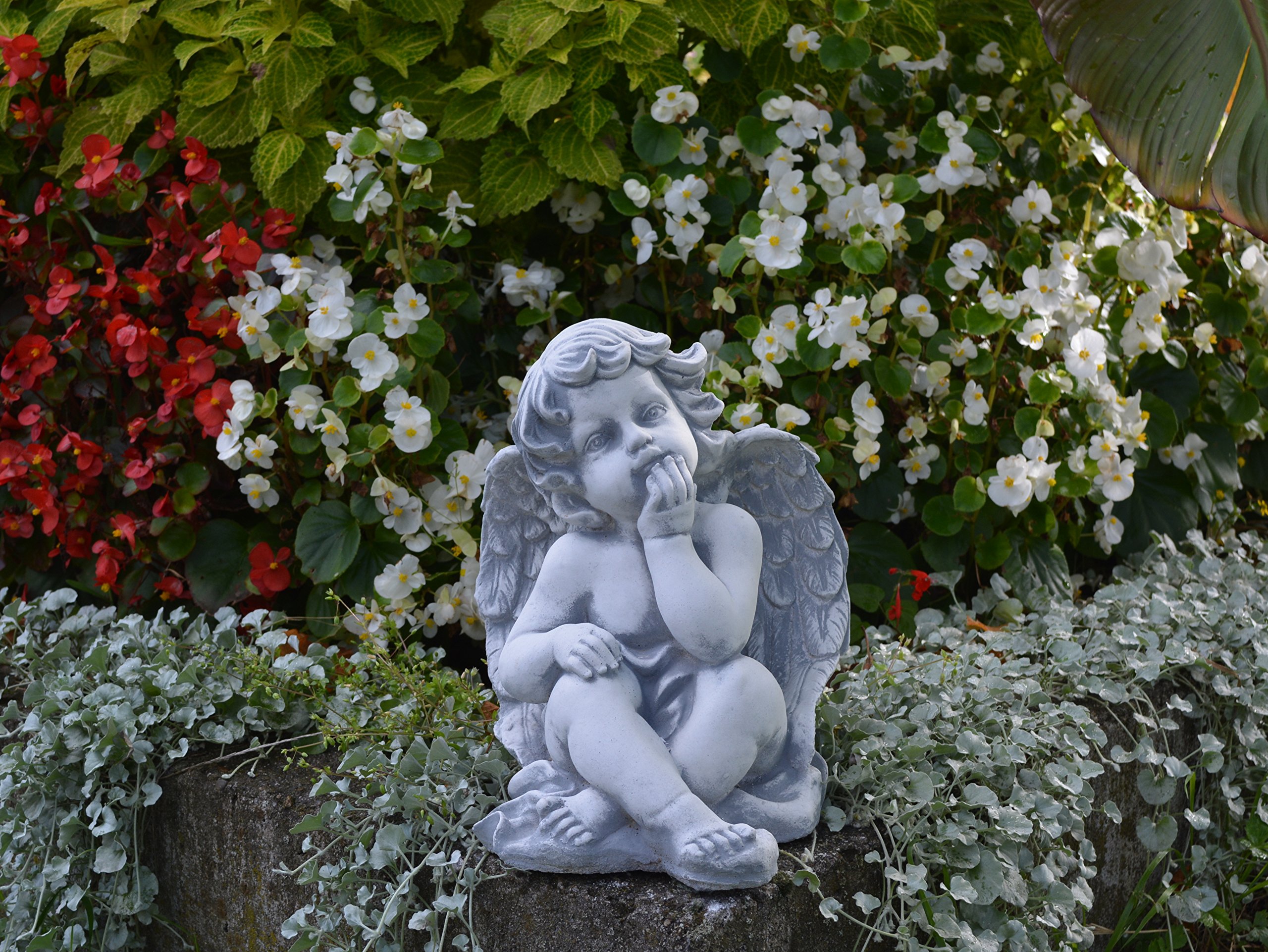gartendekoparadies.de Siedzący anioł nagrobny, figurka kamienna wys. 25 cm, 8 kg, szary, odporny na mróz z odlewu kamiennego do użytku na zewnątrz