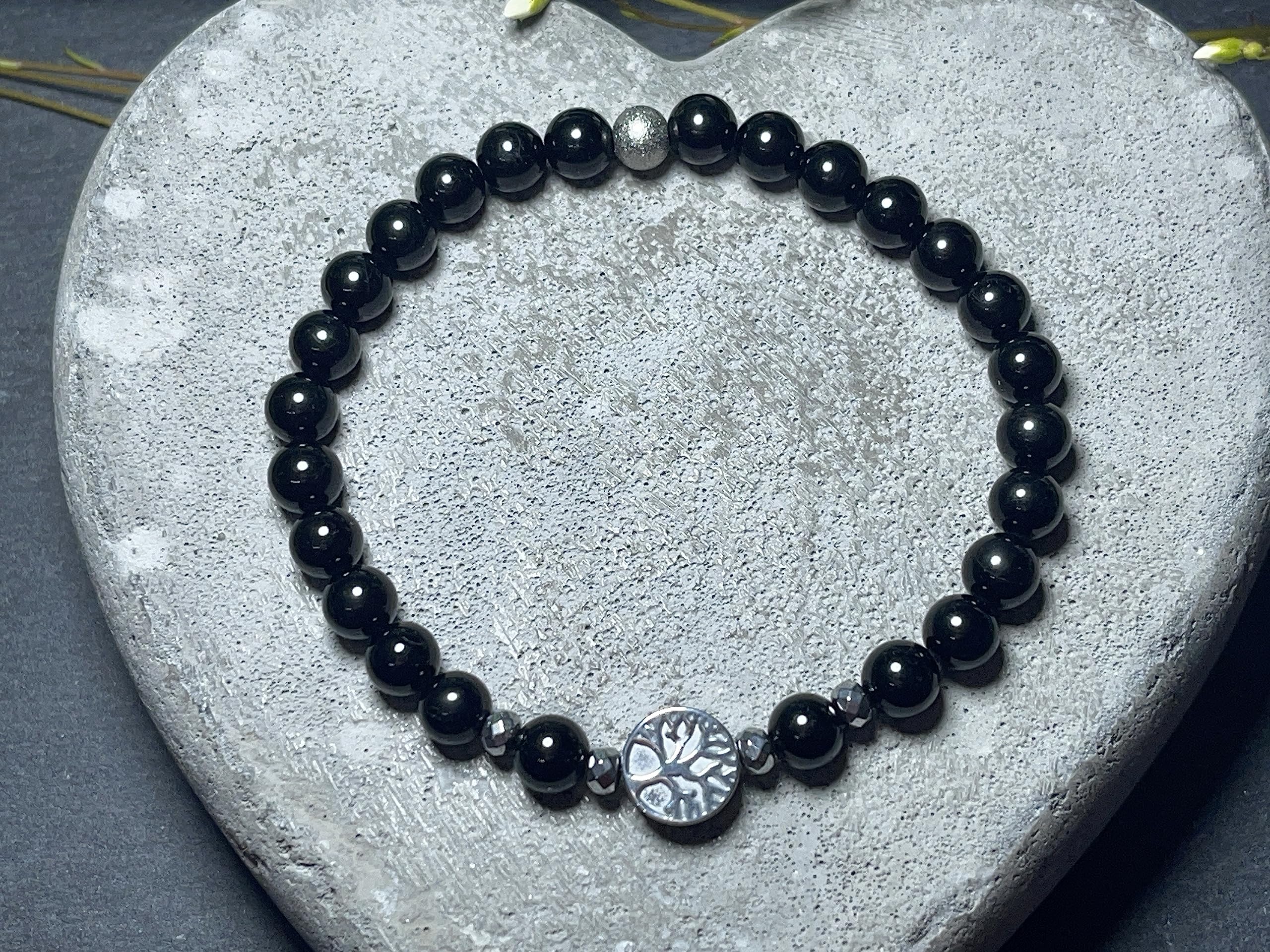 Hochwertiges Edelsteinarmband mit Hämatit und Lebensbaum, Spiritueller Schmuck für Damen und Herren, Handmade Begleiter für Kraft und Erdung, personalisierbar