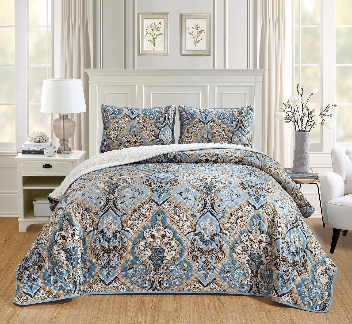Chezmoi Collection 3-Piece Velvet Sherpa Quilt Set - Light Weight Warm Cozy Fluffy Plush Reversible Bed Blanket Comforter - Queen, Blue Floral Medallion