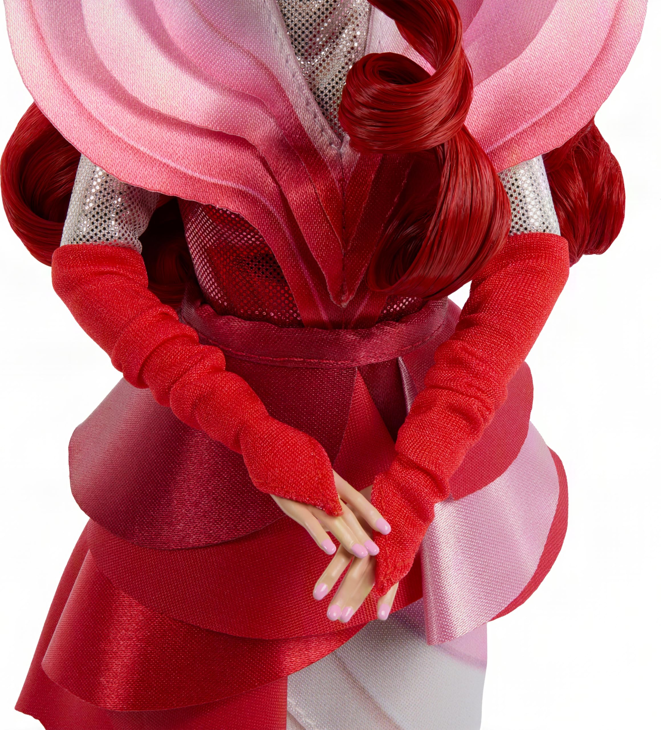 Mattel Disney Descendants Wicked Wonderland Deluxe Fashion Doll, Queen of Hearts with Removable Movie Inspired Clothing & Crown
