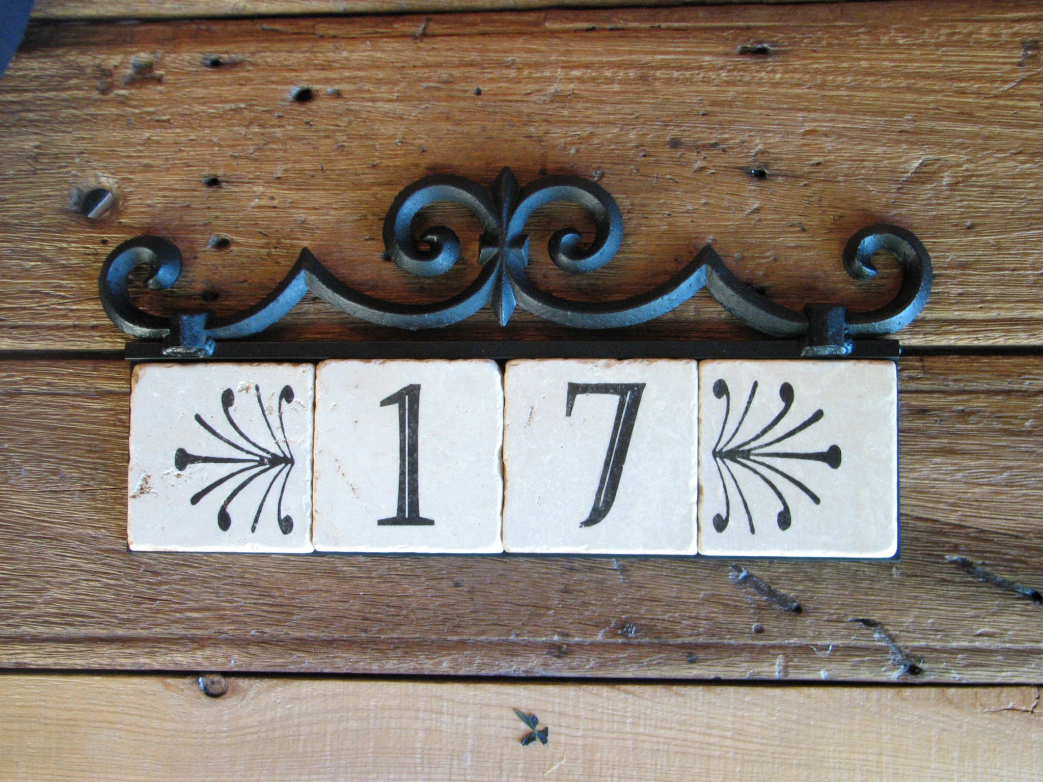 Snapklik.com : Colonial 4-Number Address Signs For Houses, Outdoor ...