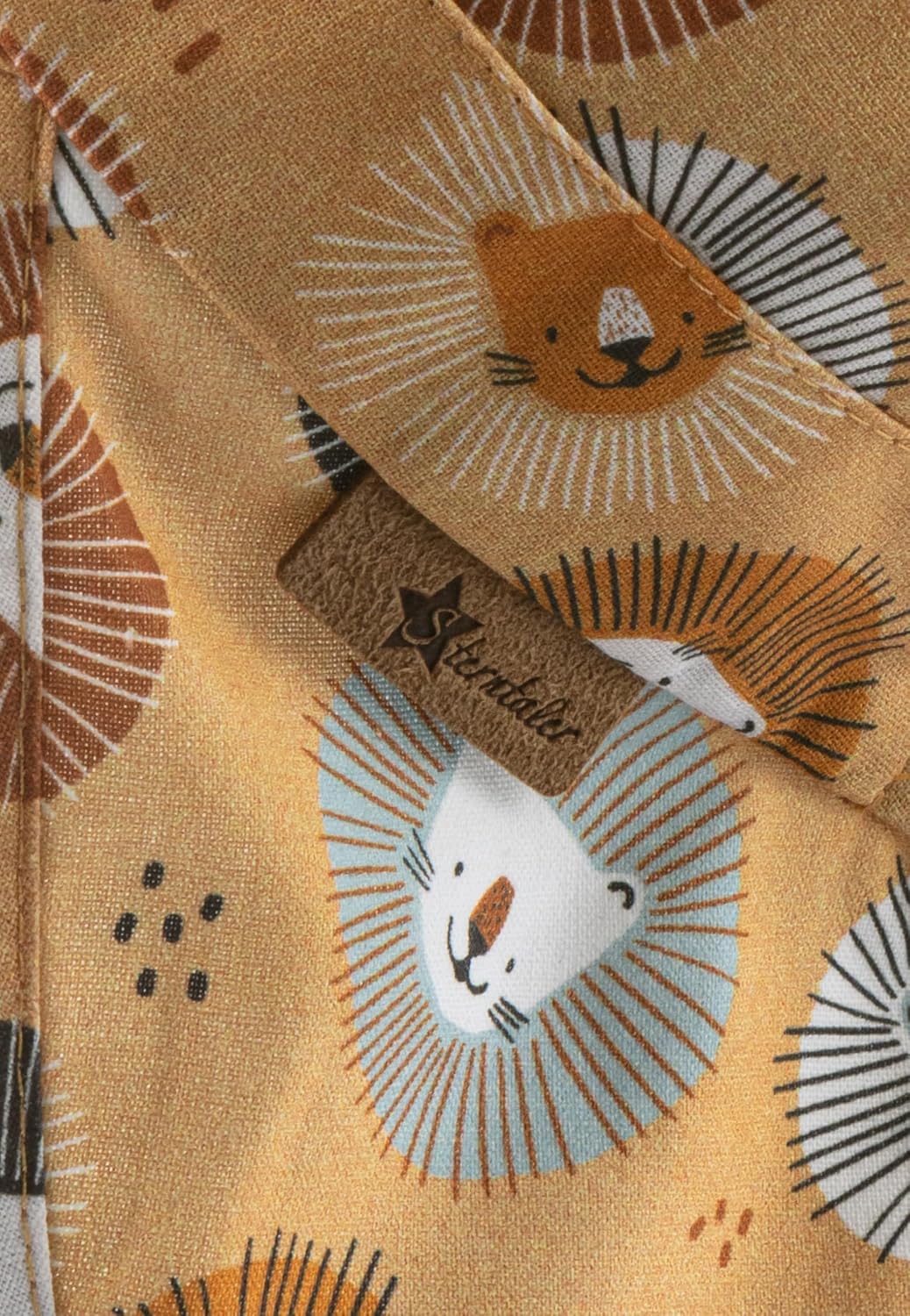 Sterntaler Schirmmütze Nackenschutz Aus Baumwolle Bedruckt Mit Löwen Unisex Sun Hat