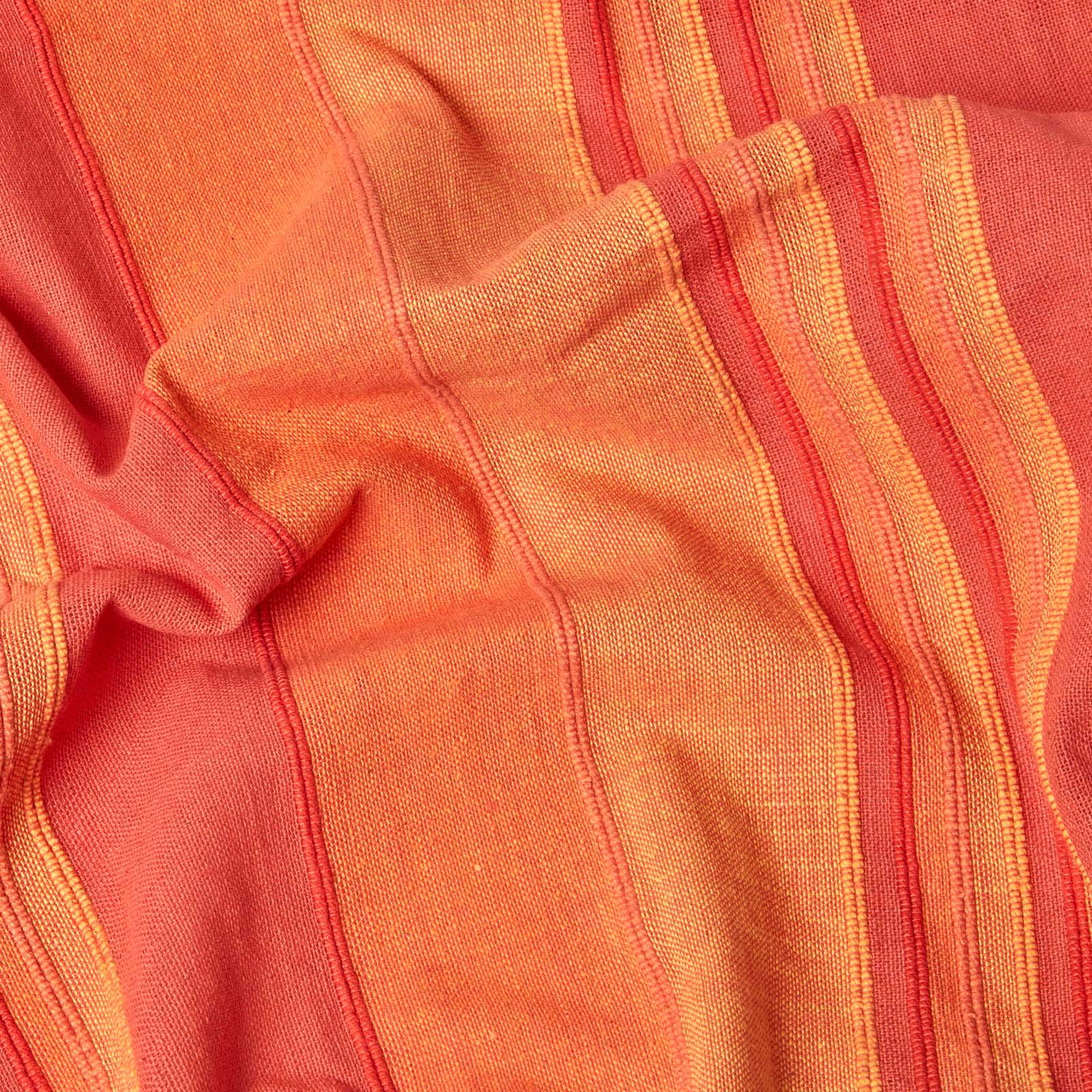 HOMESCAPES Jeté de lit/Jeté de canapé Orange à Rayures de 230 x 255 cm en Pur Coton appartenant à la Collection Stripes