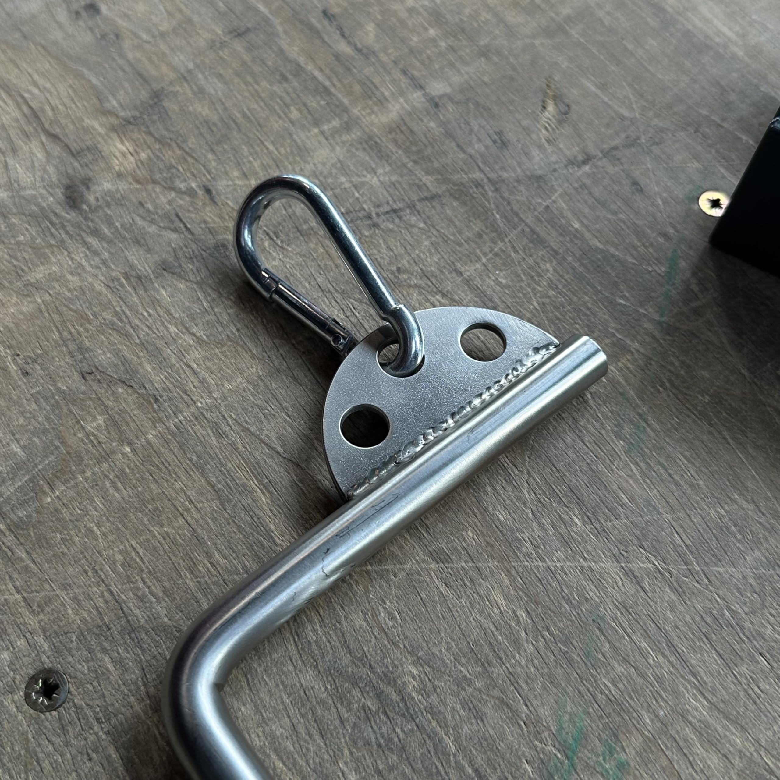 Arm Wrestling Griffset - Griffkrafttrainer mit Metallhalterung, 4 Aufsätze zur Stärkung von Handgelenk, Unterarm und Finger