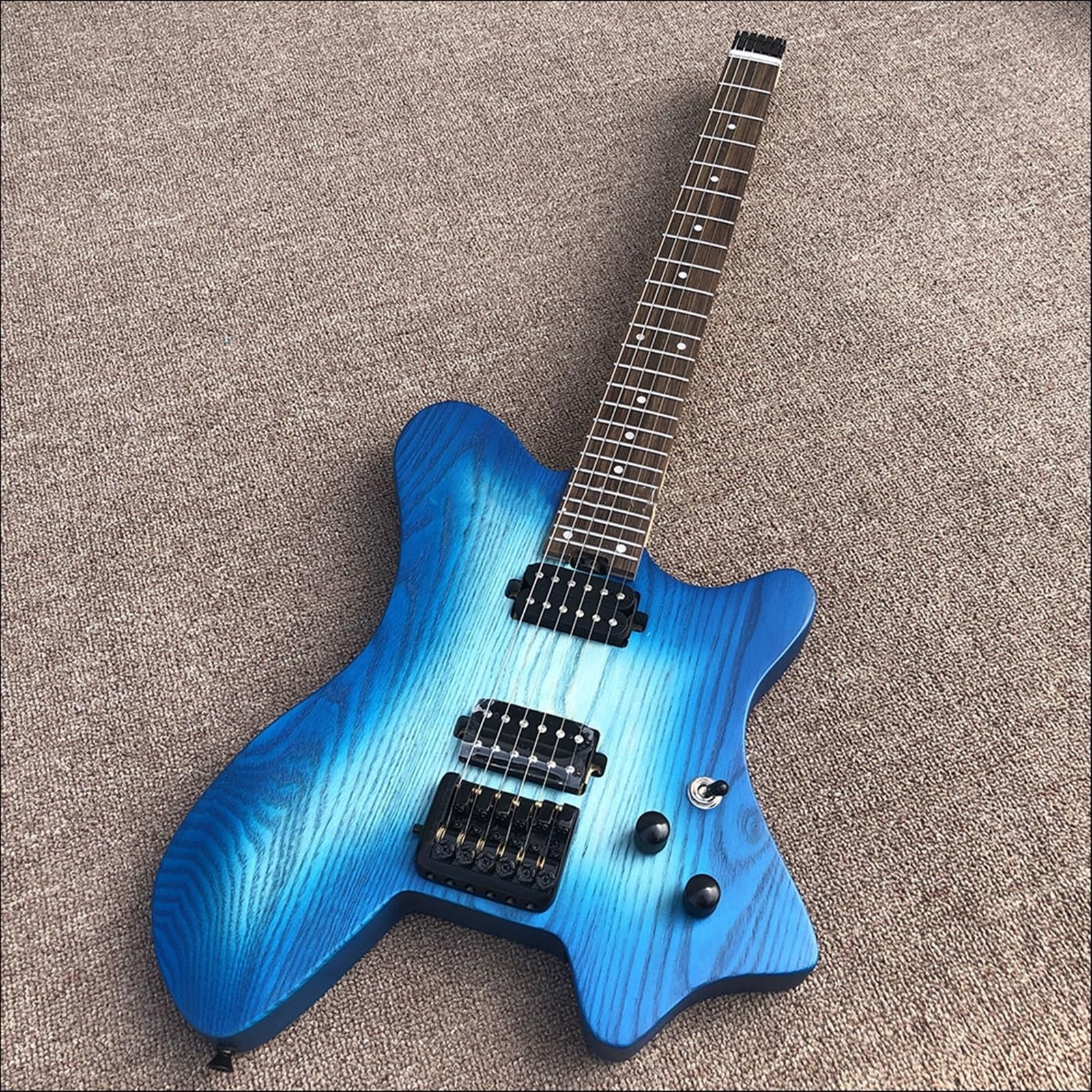 6 Struny Bezgłowa Gitara Elektryczna Przenośna Gitara Podróżna Instrument Muzyczny Profesjonalna Bezgłowy Gitara Elektryczna (Color : 02)