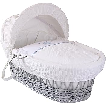 lullaby hearts moses basket