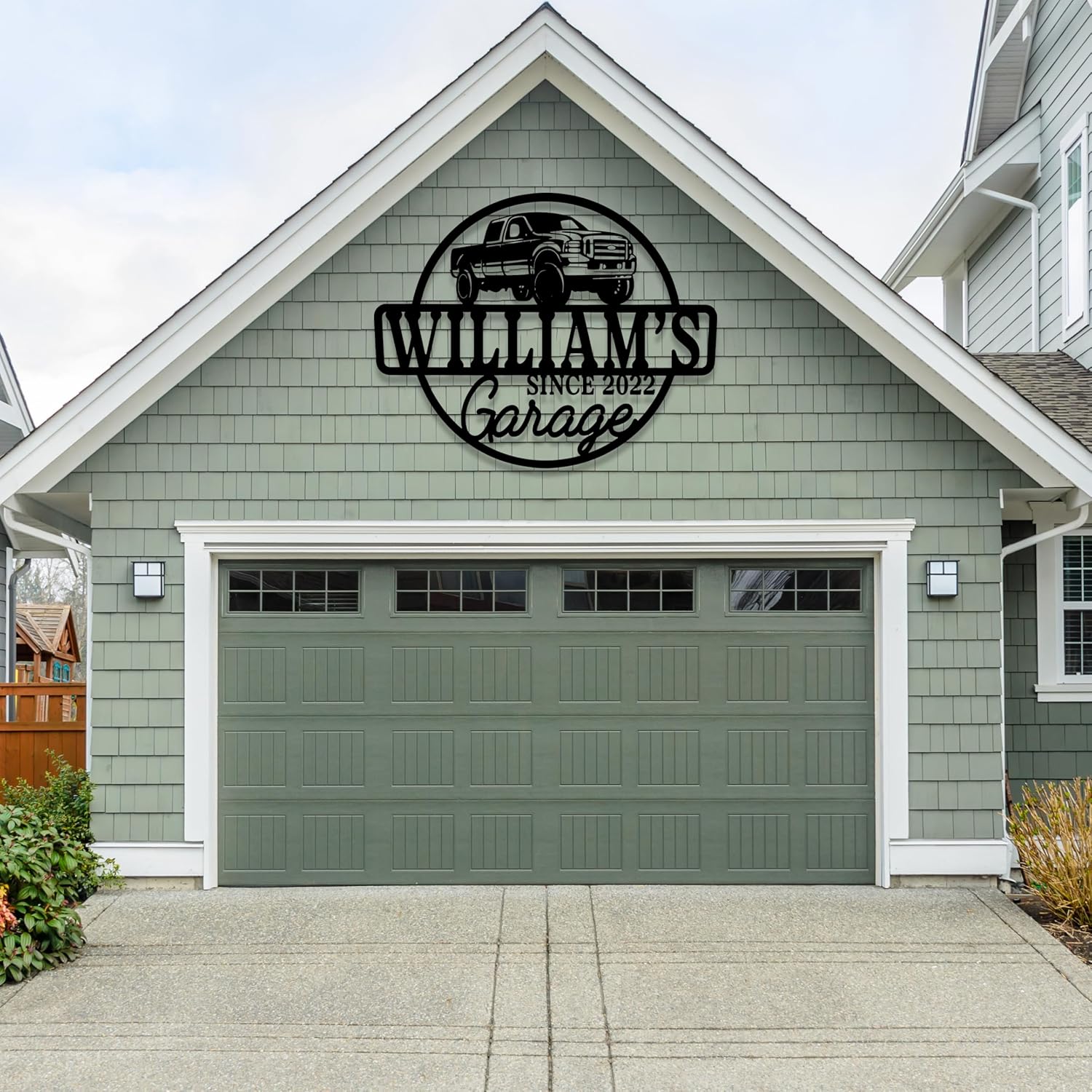 Personalized Garage Metal Name Sign, Custom Car Workshop Signs for Man, Dads, Boyfriend, Husband, Fathers, Grandpa, Man Cave Metal Decor for Outdoor and Indoor, Garage Decor