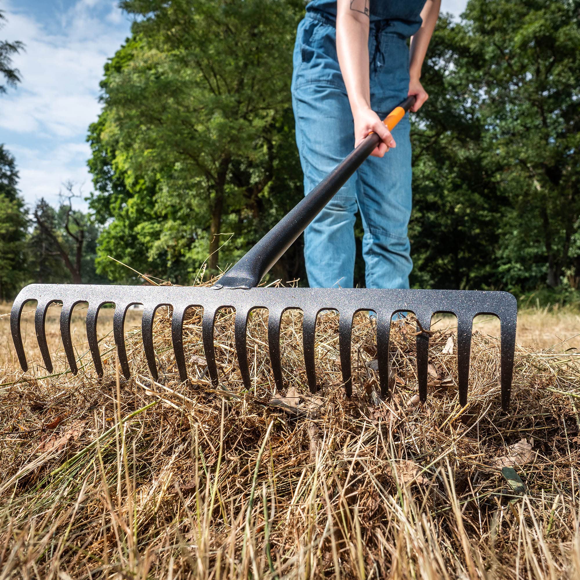 Rastrello da diserbo da giardino in acciaio ad alto tenore di carbonio