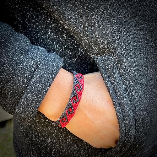 Miniatura 6 de Wave Bracelet for Men in Black and Red - Hand Knotted Surfer Gift Macrame Woven Mens Bracelets by RUMI SUMAQ Handmade Jewelry from Martha's Vineyard