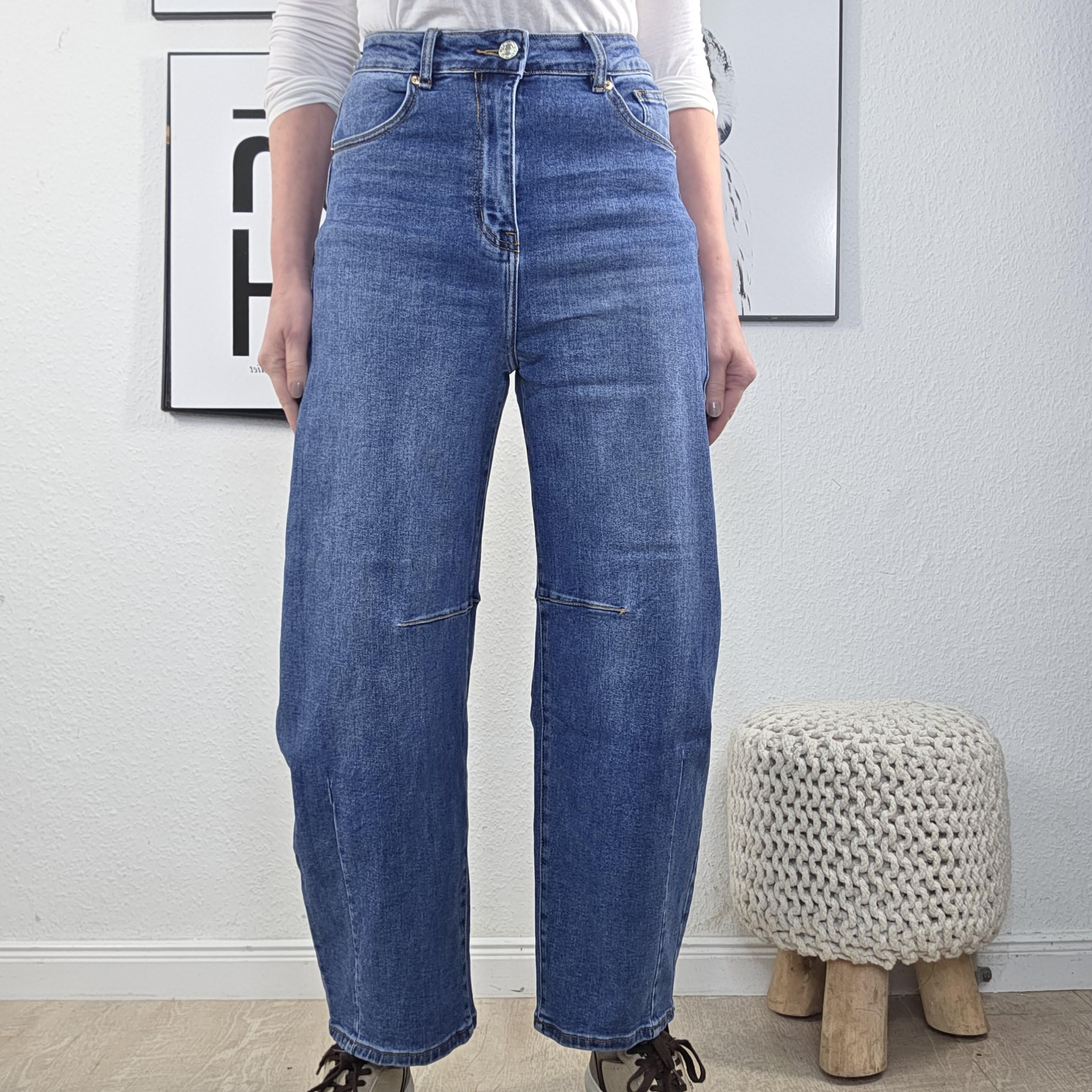 Jewelly Jean baril, jambes larges, longueur courte, coupe droite, baggy, denim extensible, taille haute, style jean maman