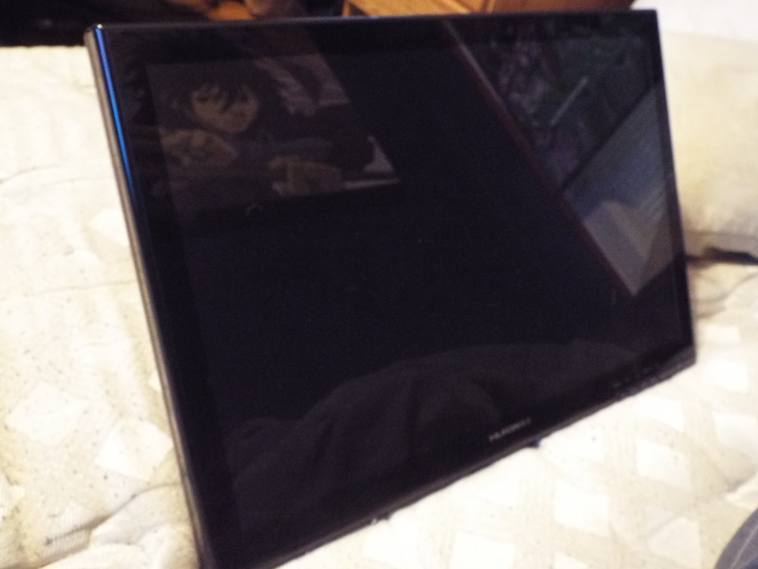 Turcom Interactive Pen Display -Graphics Touch Screen Monitor for Professionals - Righty