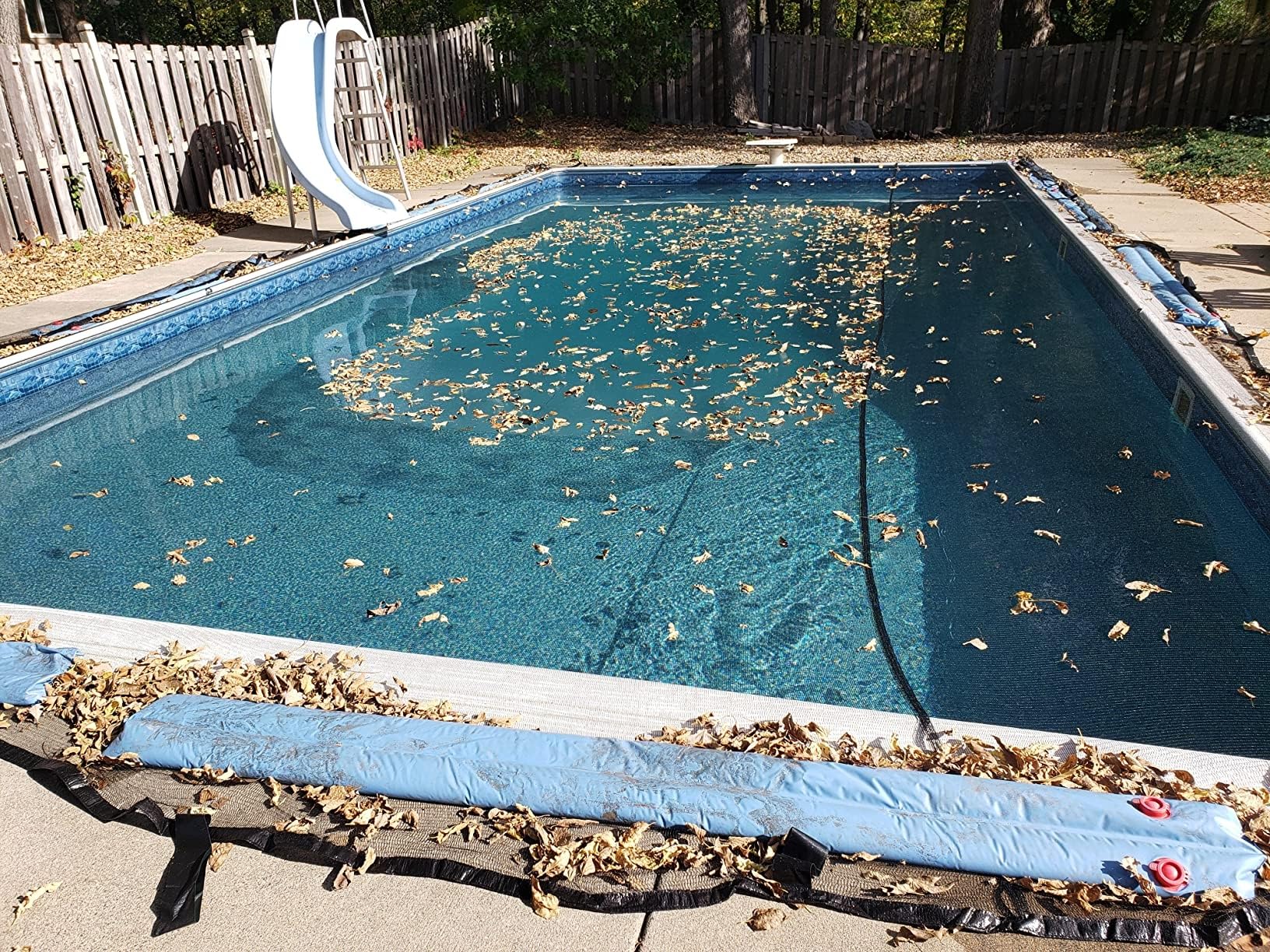 Couverture Filet de Feuille pour Piscine Rectangulaire,Filet De Protection Piscine pour Bloquer Feuilles Mortes et Débris Bâche de Protection Piscines Enterrée et Hors-Sol(3x9m(9.8x29.5ft))
