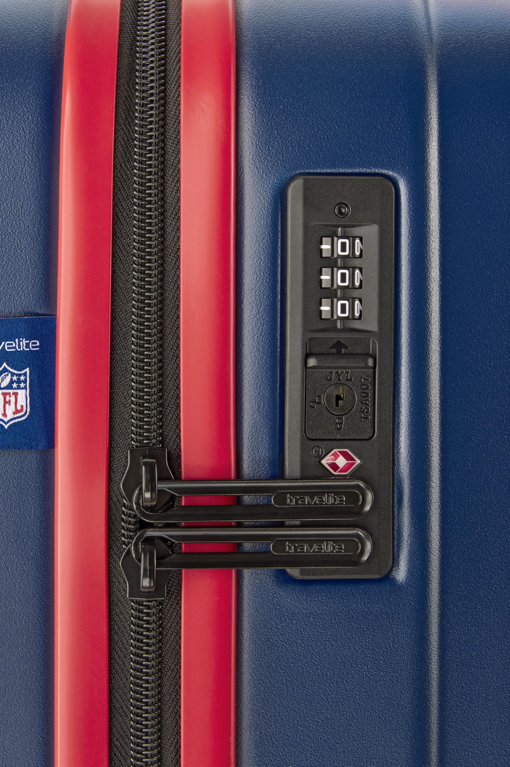 Travelite NFL Walizka podróżna z twardą obudową, New England Patriots, rozmiar L, duża walizka podróżna z zamkiem TSA, wózek ABS z 4 podwójnymi kółkami, 51 x 76 x 30,5 cm, 4,4 kg, 103 l