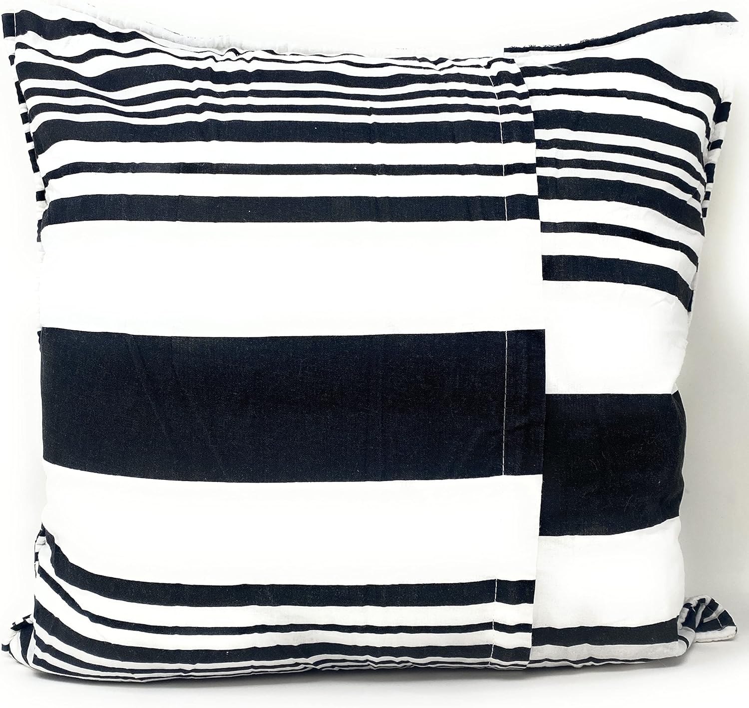 Tache 2 Piece 18x18 Square Cotton New York Penthouse Black and White Quilted Patchwork Throw Pillow Cushion Cover Set