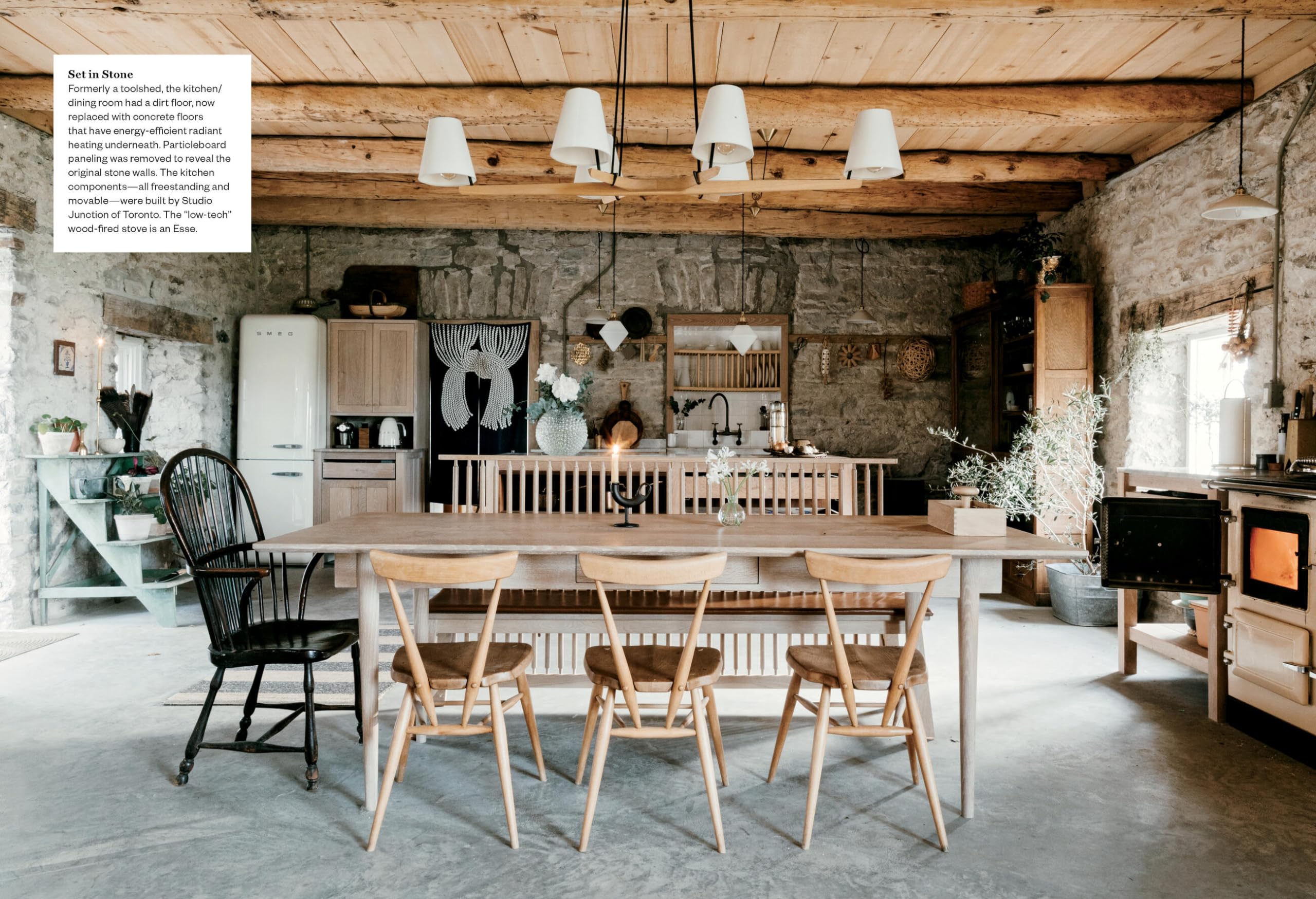 Remodelista: The Low-Impact Home: A Sourcebook for Stylish, Eco-Conscious Living