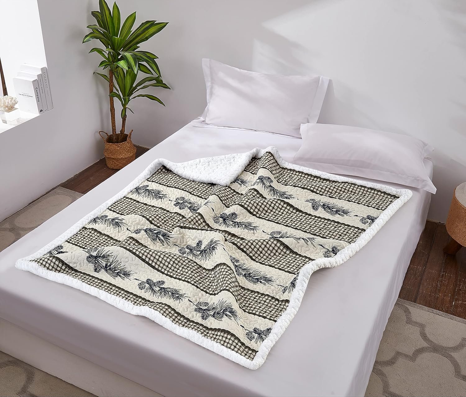 Virah Bella Quilted Country Sherpa Throw Blanket for Couch - 50" x 60" - Cascade Falls Plush Blanket
